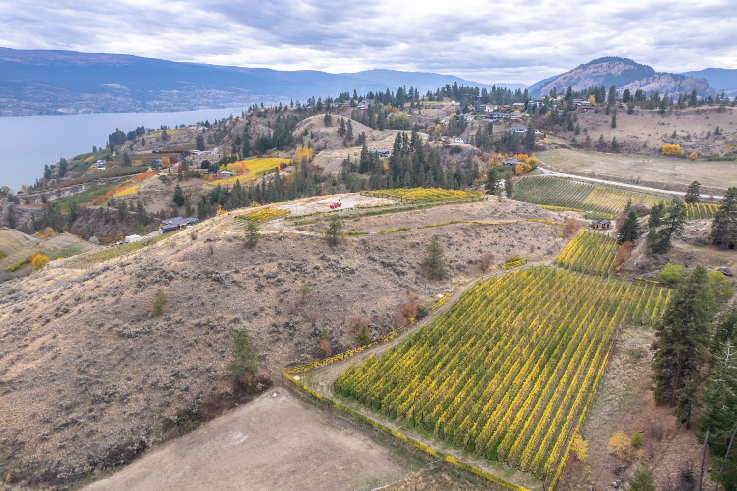 19741 Matsu Drive Summerland
