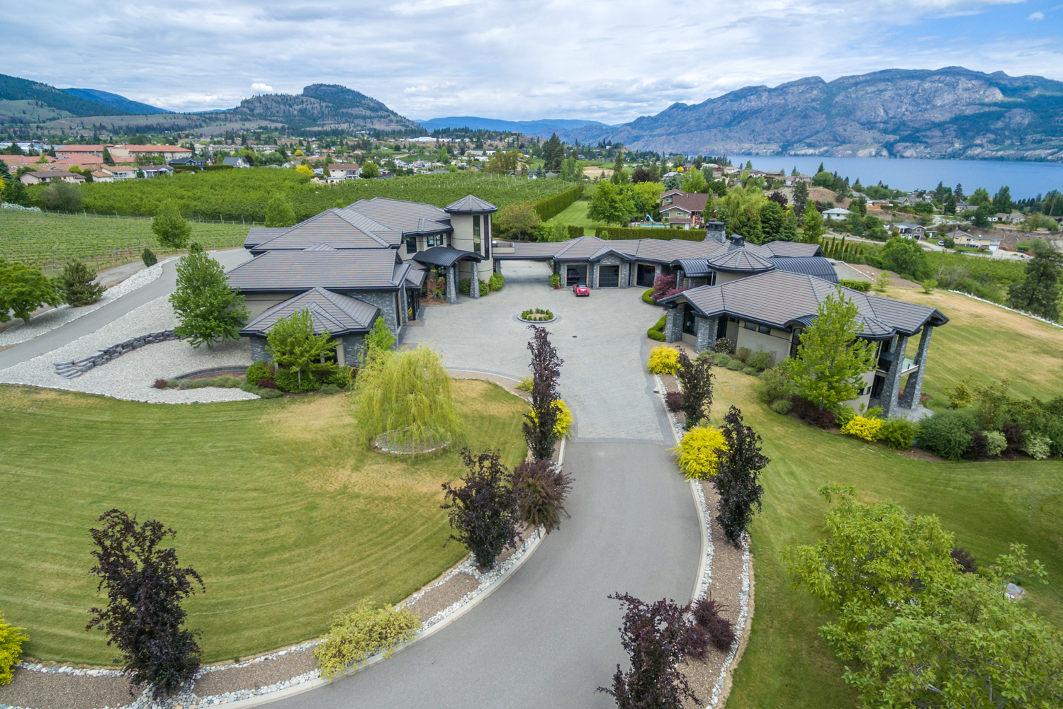 11815 Conway Crescent Summerland V0H 1Z7