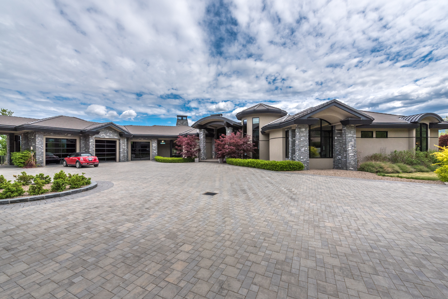 11815 Conway Crescent Summerland V0H 1Z7