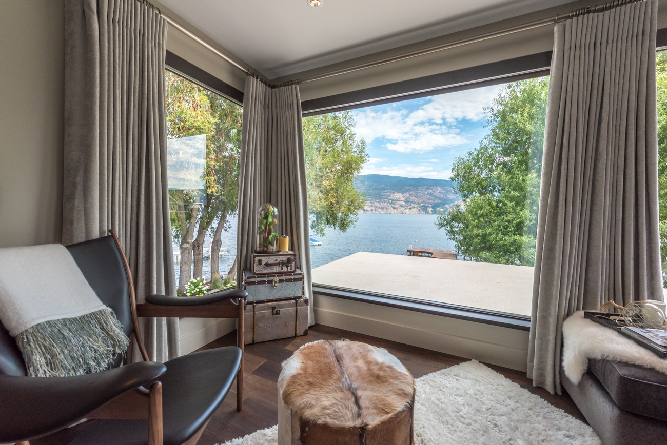 15803 Lakeshore Drive N Summerland V0H 1Z6