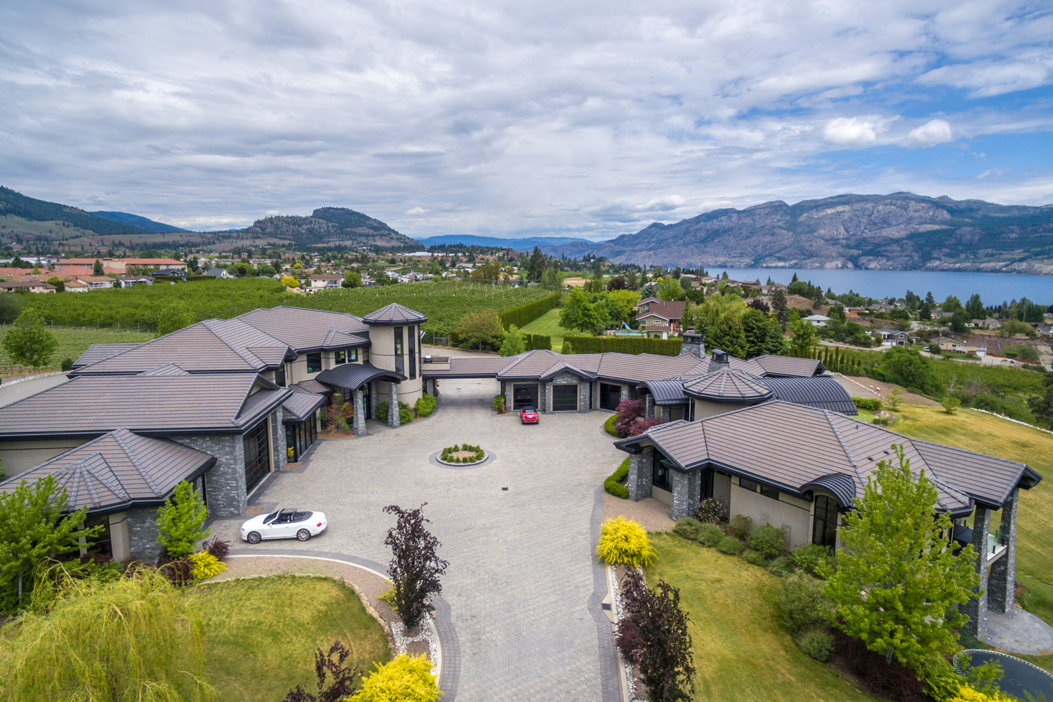 11815 Conway Crescent Summerland V0H 1Z7