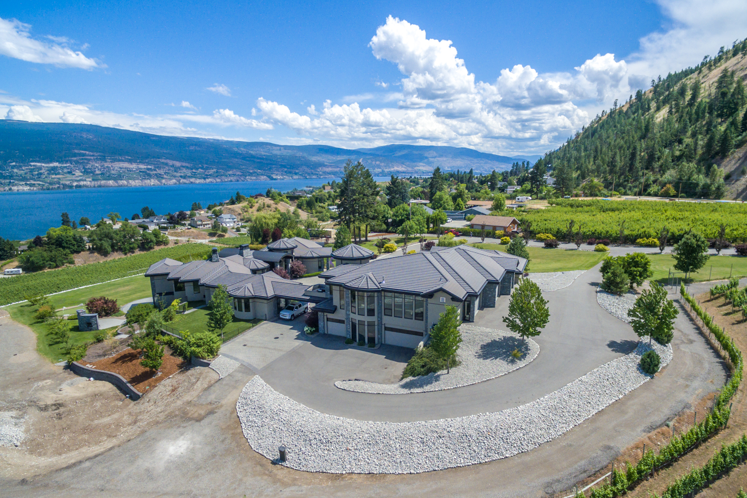 11815 Conway Crescent Summerland V0H 1Z7