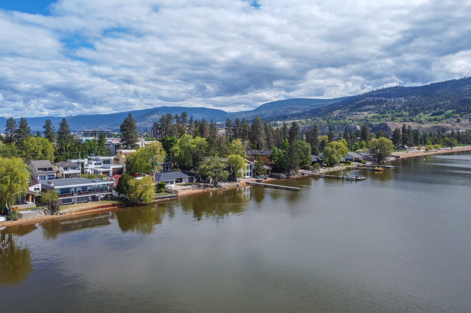 336 Sudbury Avenue Penticton V2A 3W5