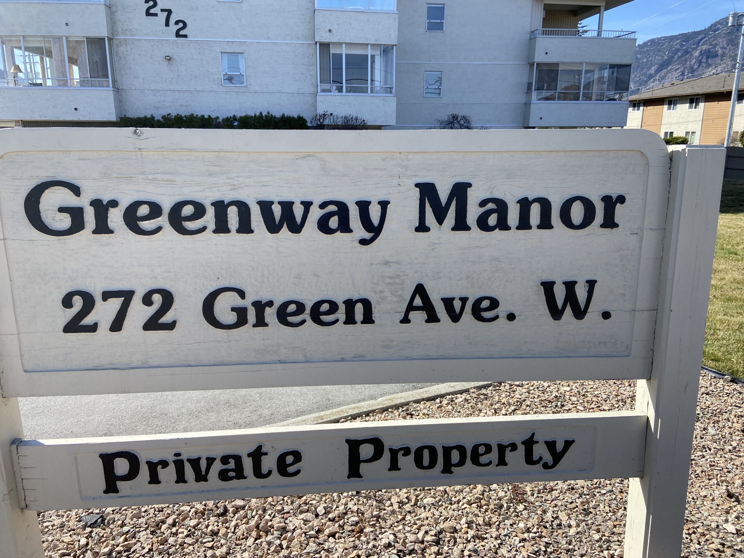 272 Green Avenue W 408 Penticton V2A 3T2