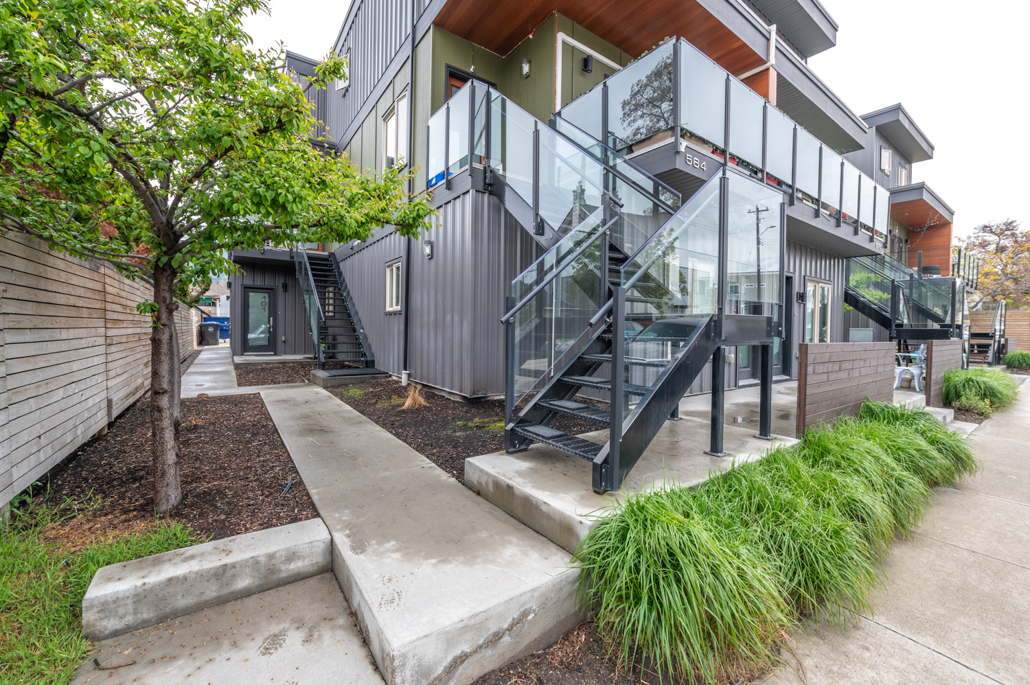 564,576, & 580 Ellis Street Penticton V2A 4M3