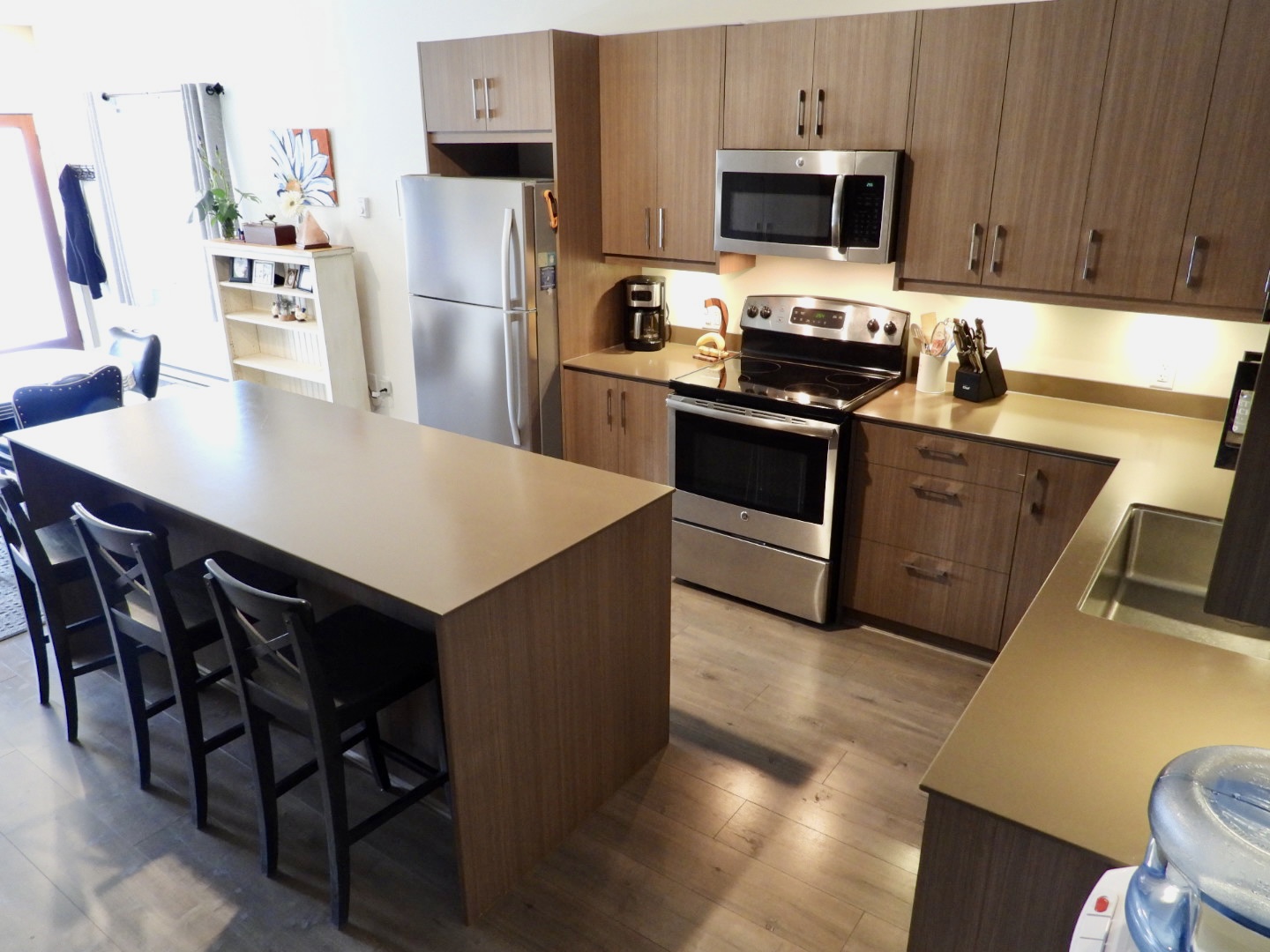 564,576, & 580 Ellis Street Penticton V2A 4M3
