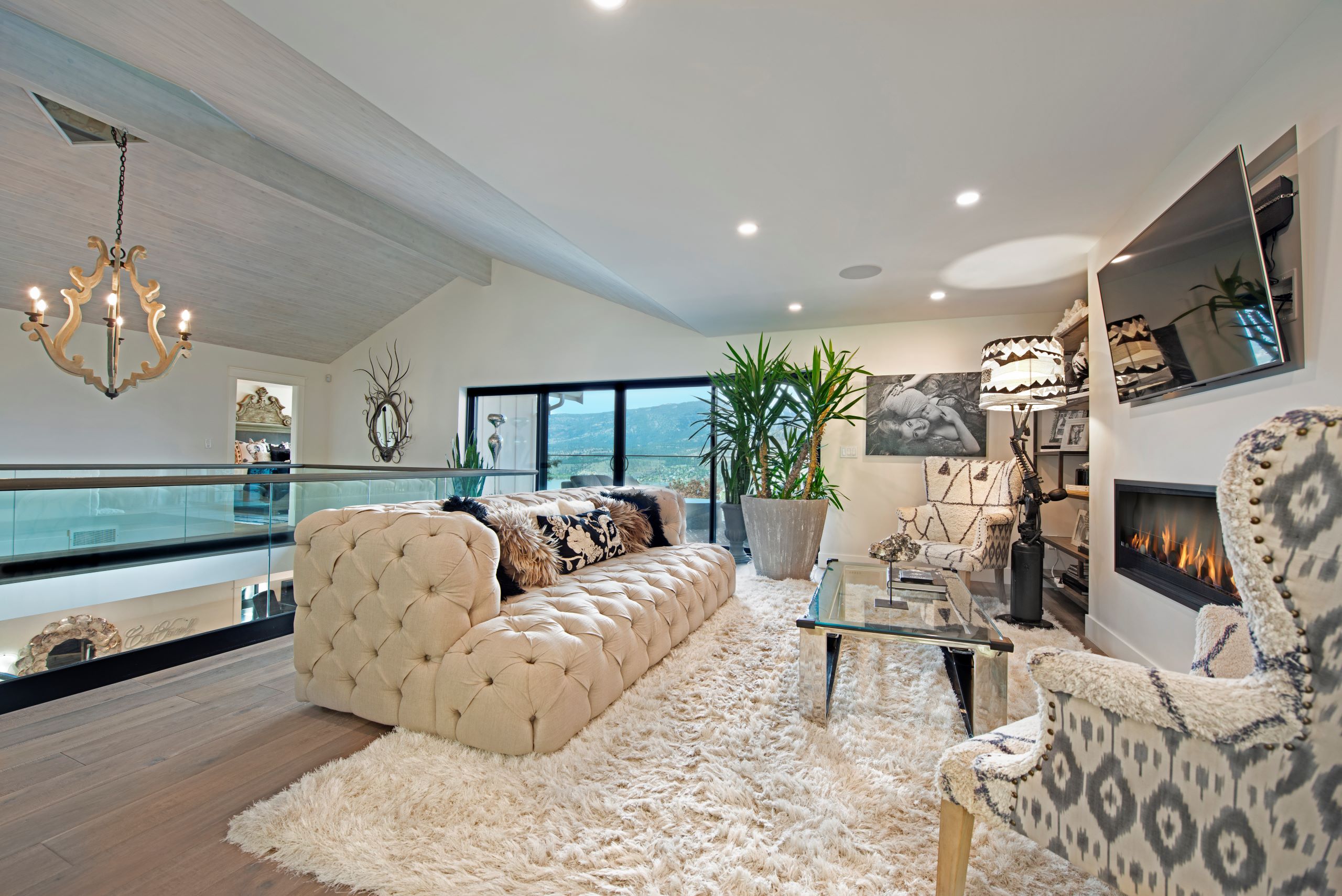 283 Clifton Road North Kelowna V1V 1N3