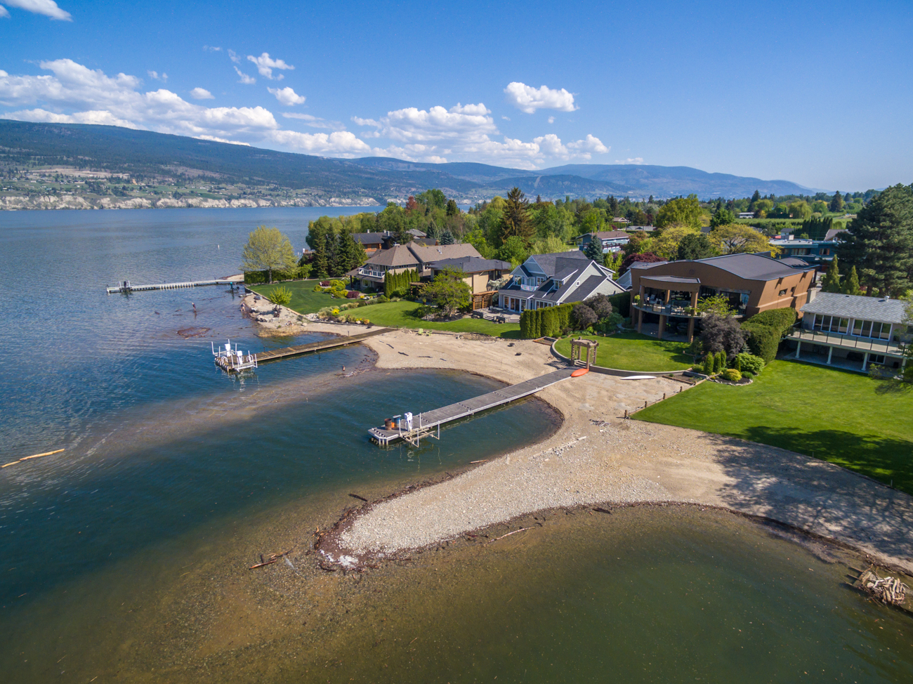 2104 Randall Street Summerland V0H 1Z9