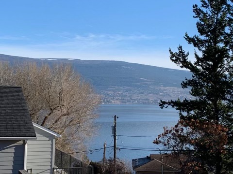 5493 Solly Road Summerland V0H 1Z2