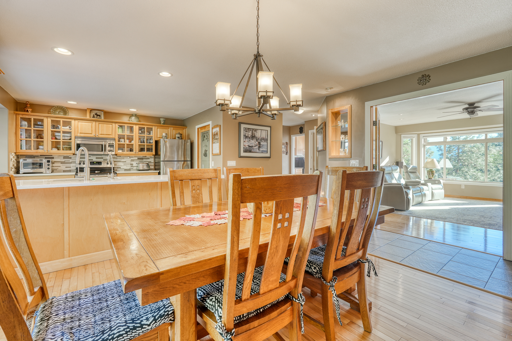 5203 Silver Court Peachland V0H 1X8