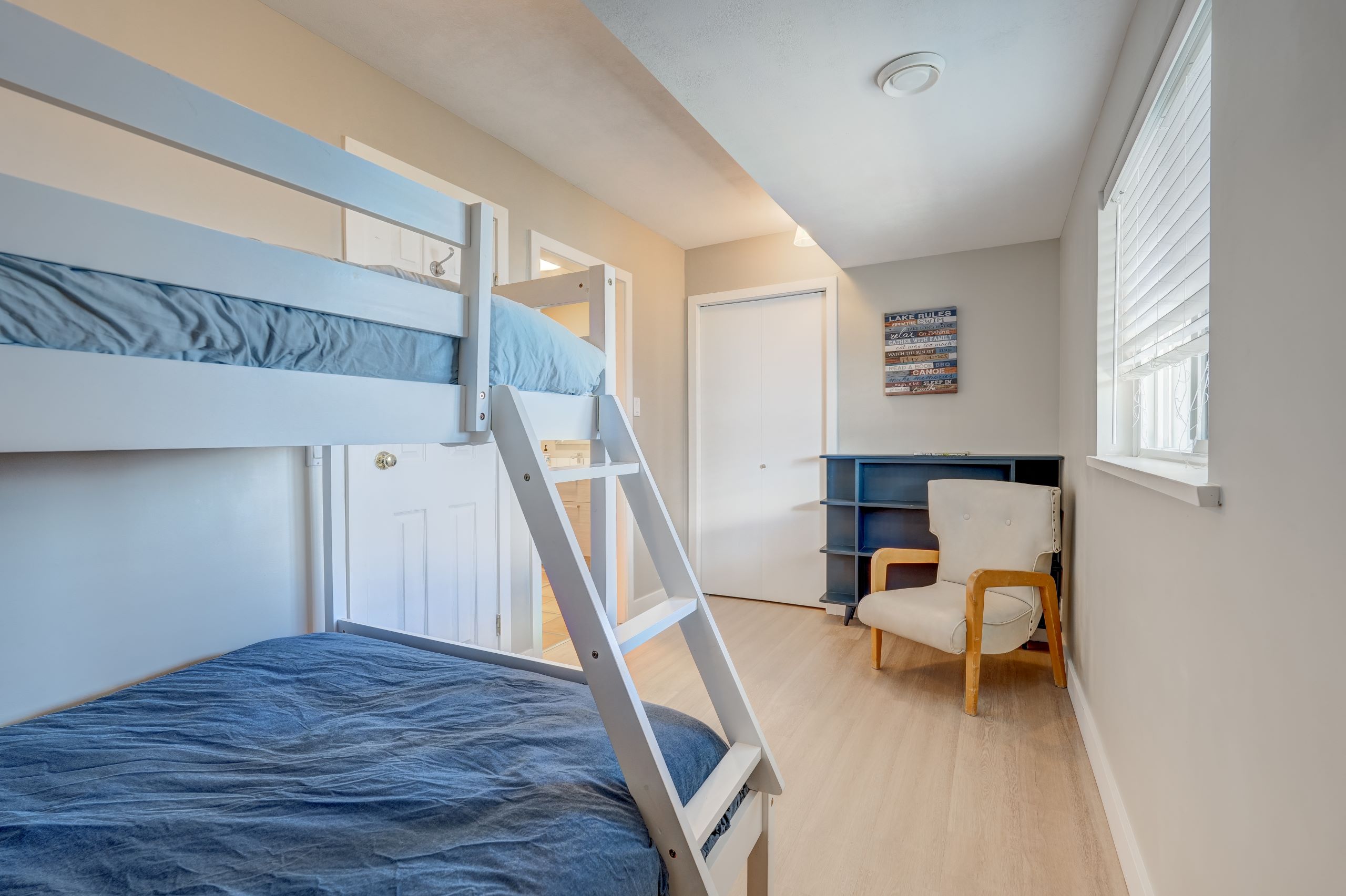 7212 Highway 97 S Peachland V0H 1X9