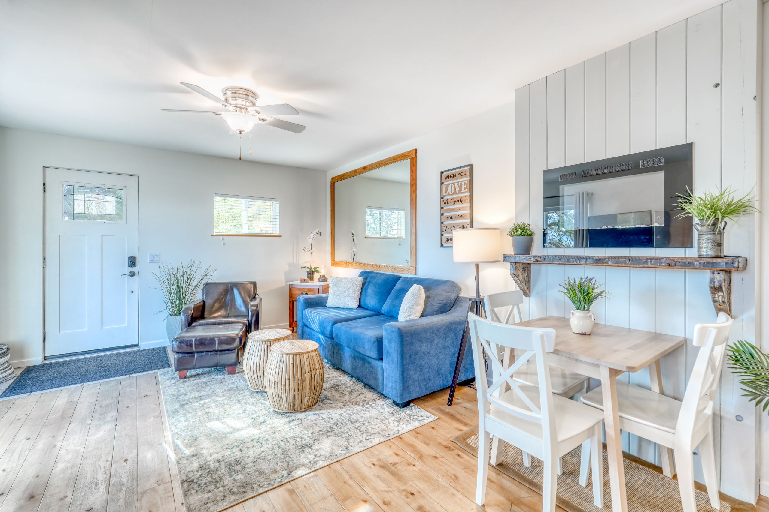 7212 Highway 97 S Peachland V0H 1X9