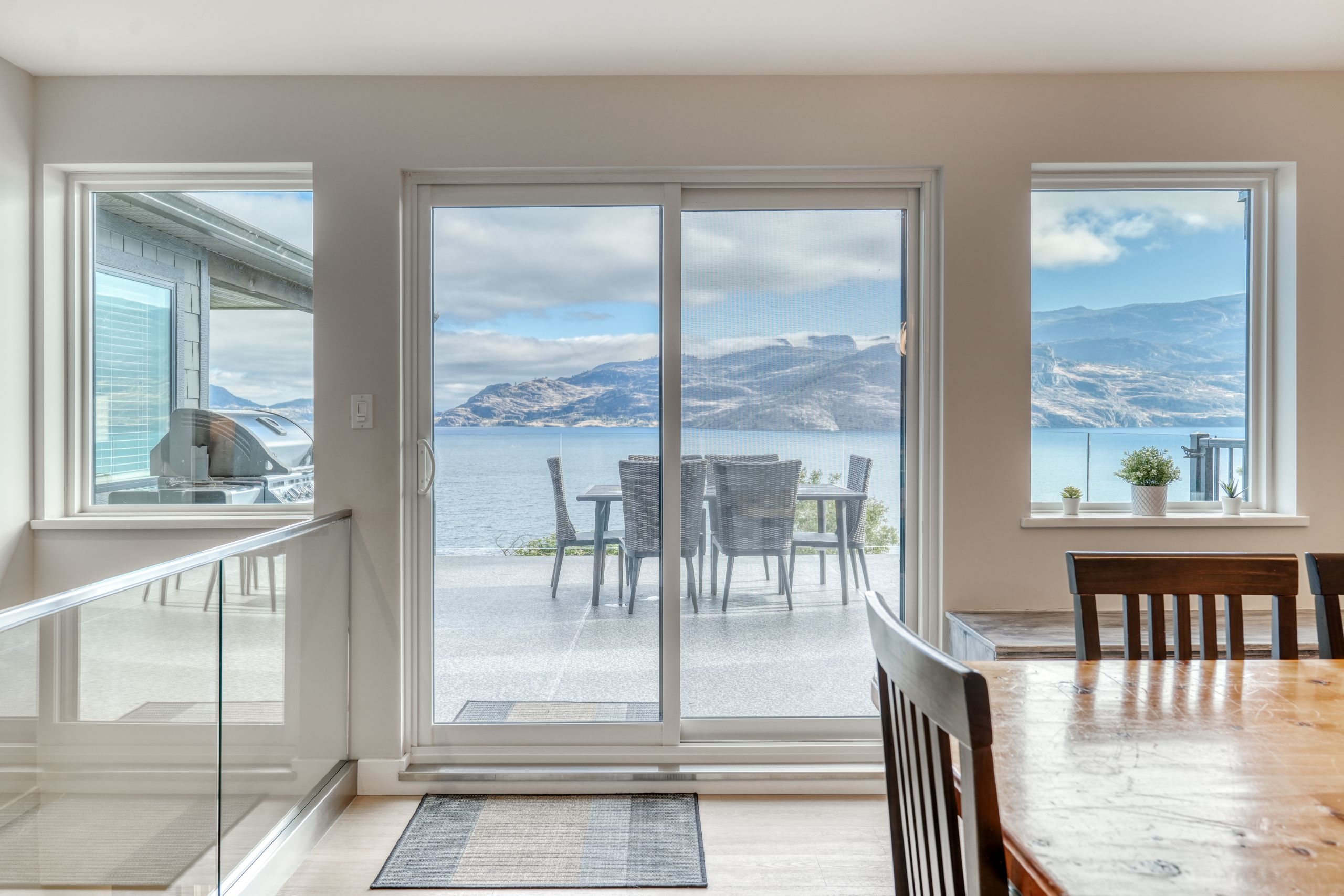 7212 Highway 97 S Peachland V0H 1X9