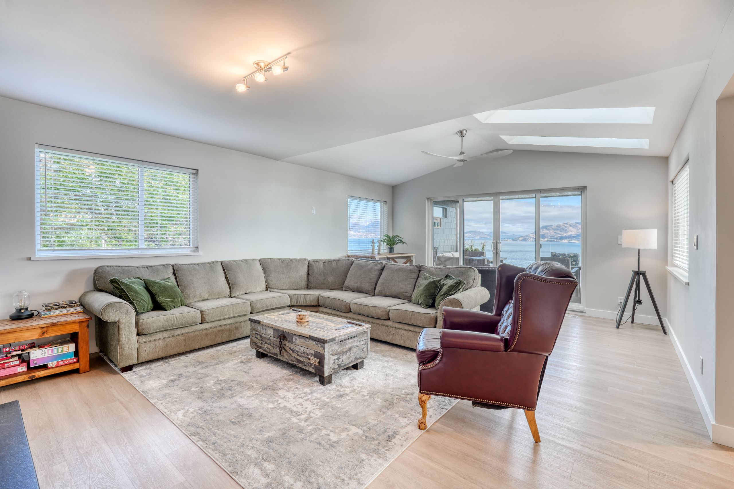 7212 Highway 97 S Peachland V0H 1X9
