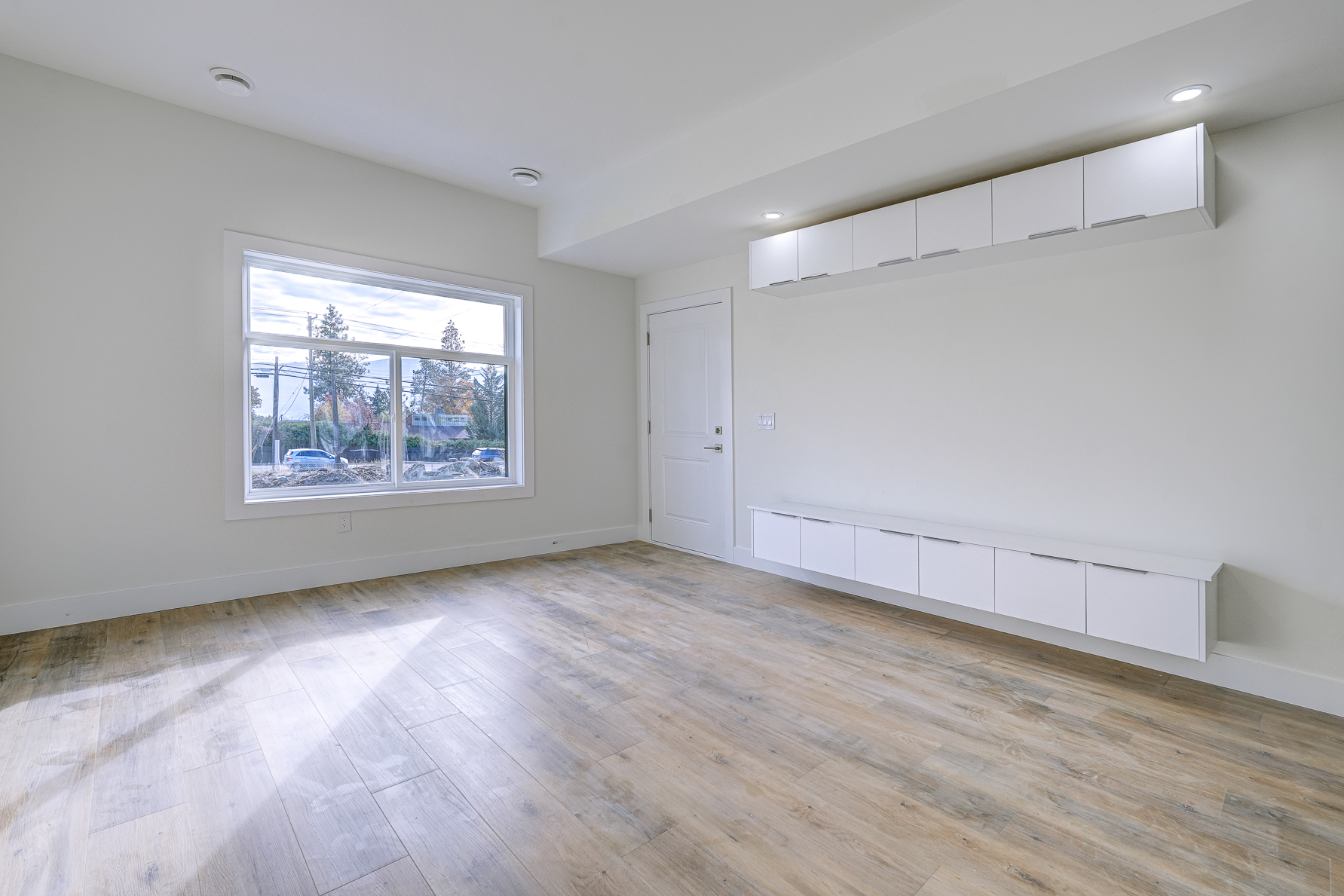 1047 Oak Barrel Place West Kelowna V1Z 2G9