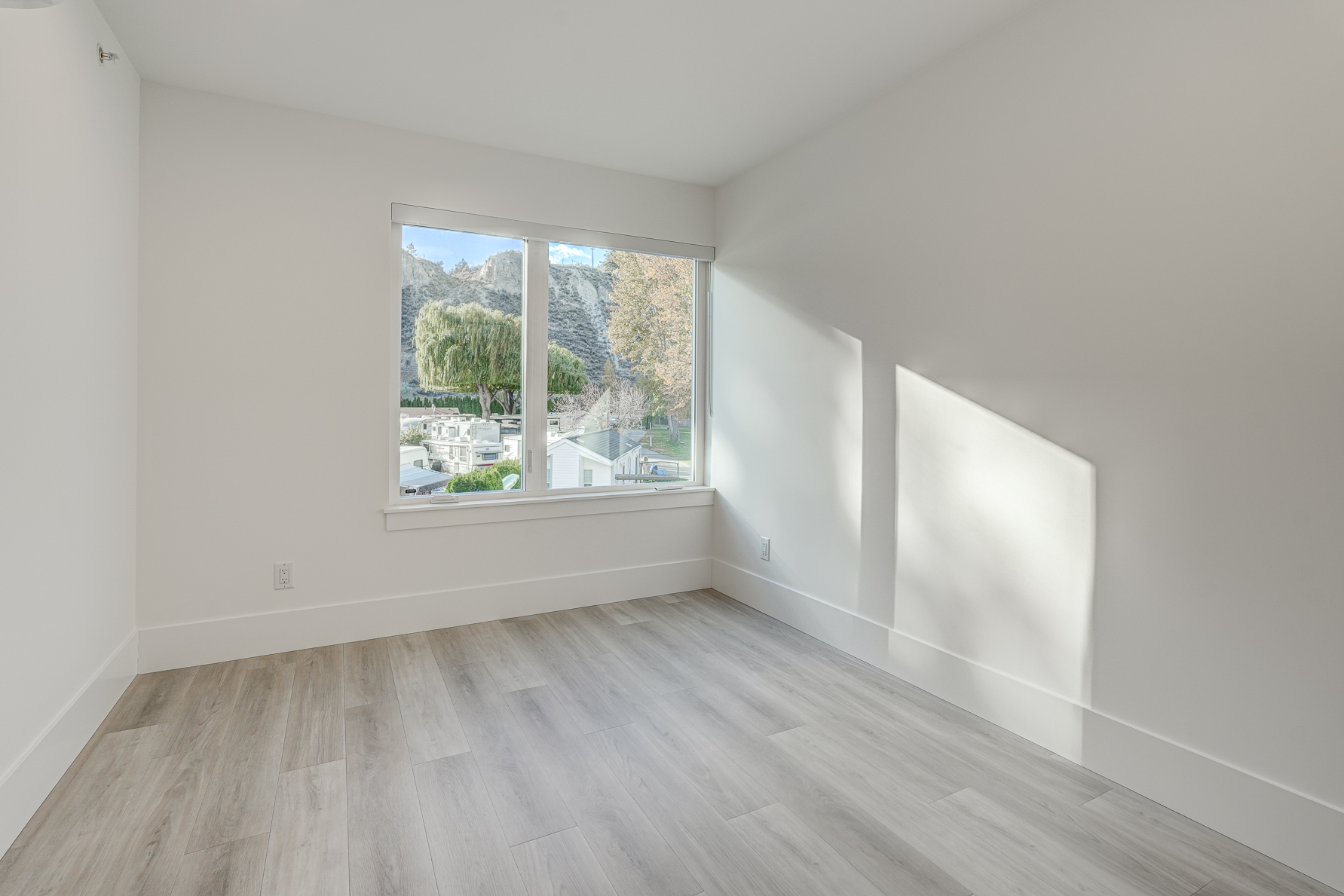 3350 Landry Crescent Summerland V0H 1Z9