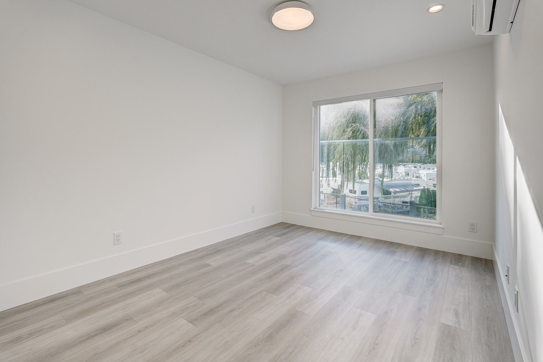 3350 Landry Crescent Summerland V0H 1Z9