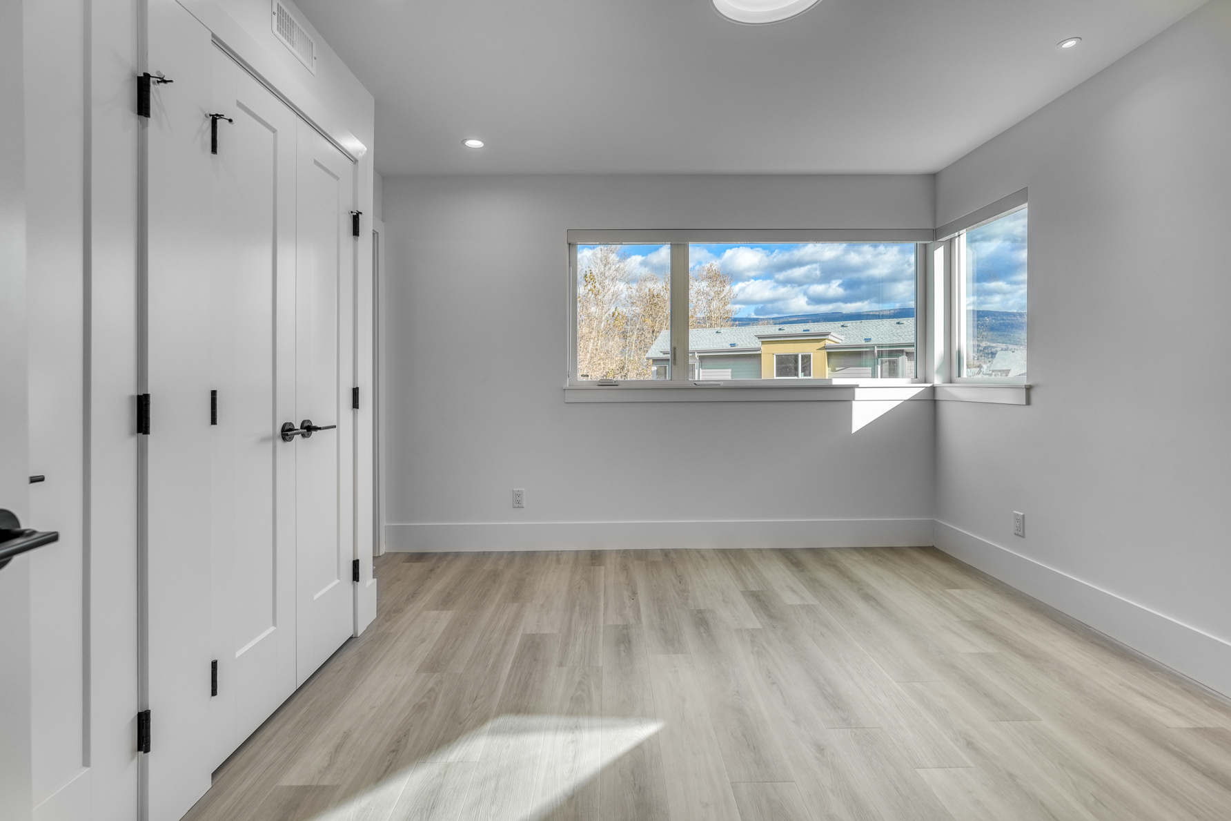 3340 Landry Crescent Summerland V0H 1Z9