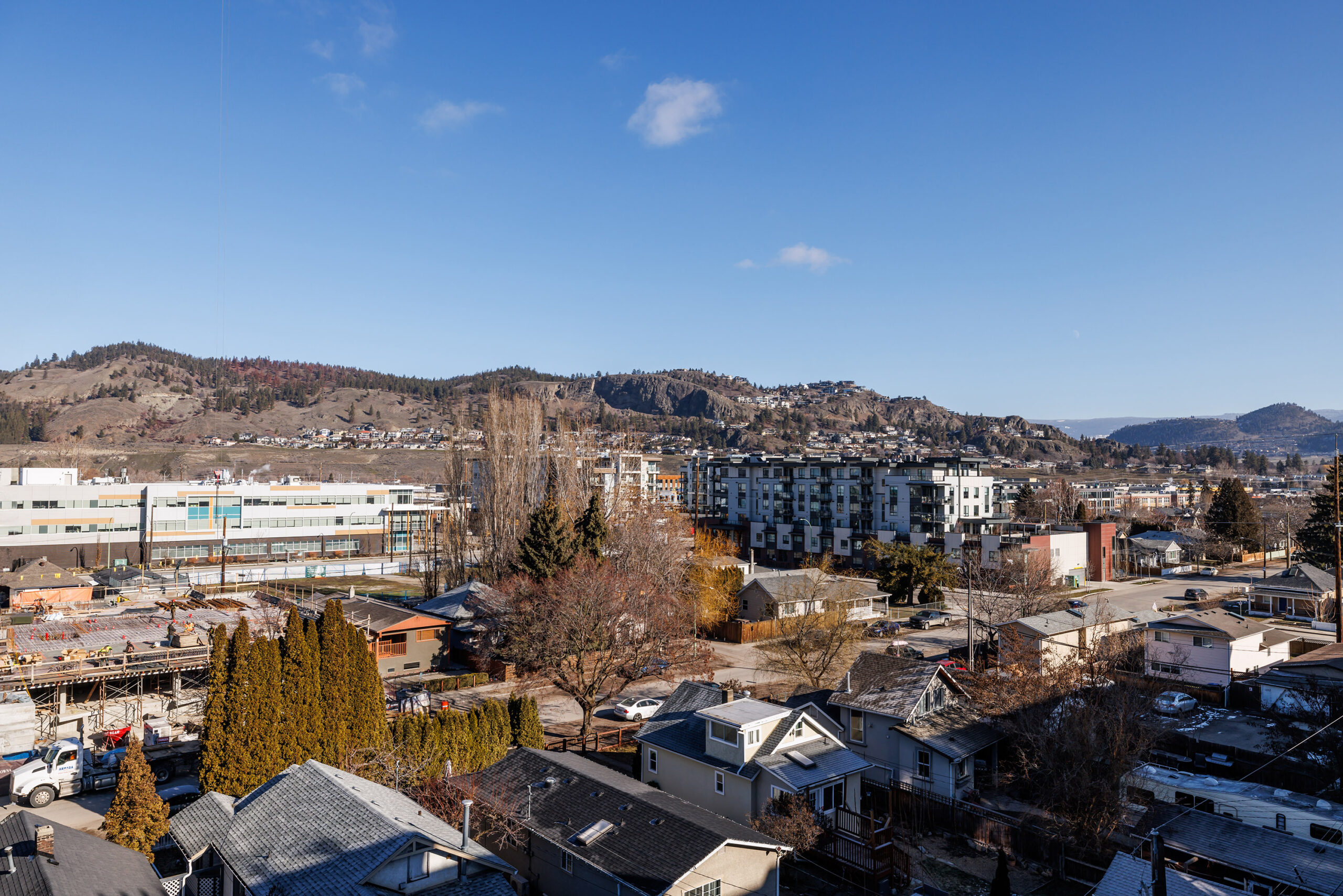 604 Cawston Avenue 602 Kelowna V1Y 6Z4