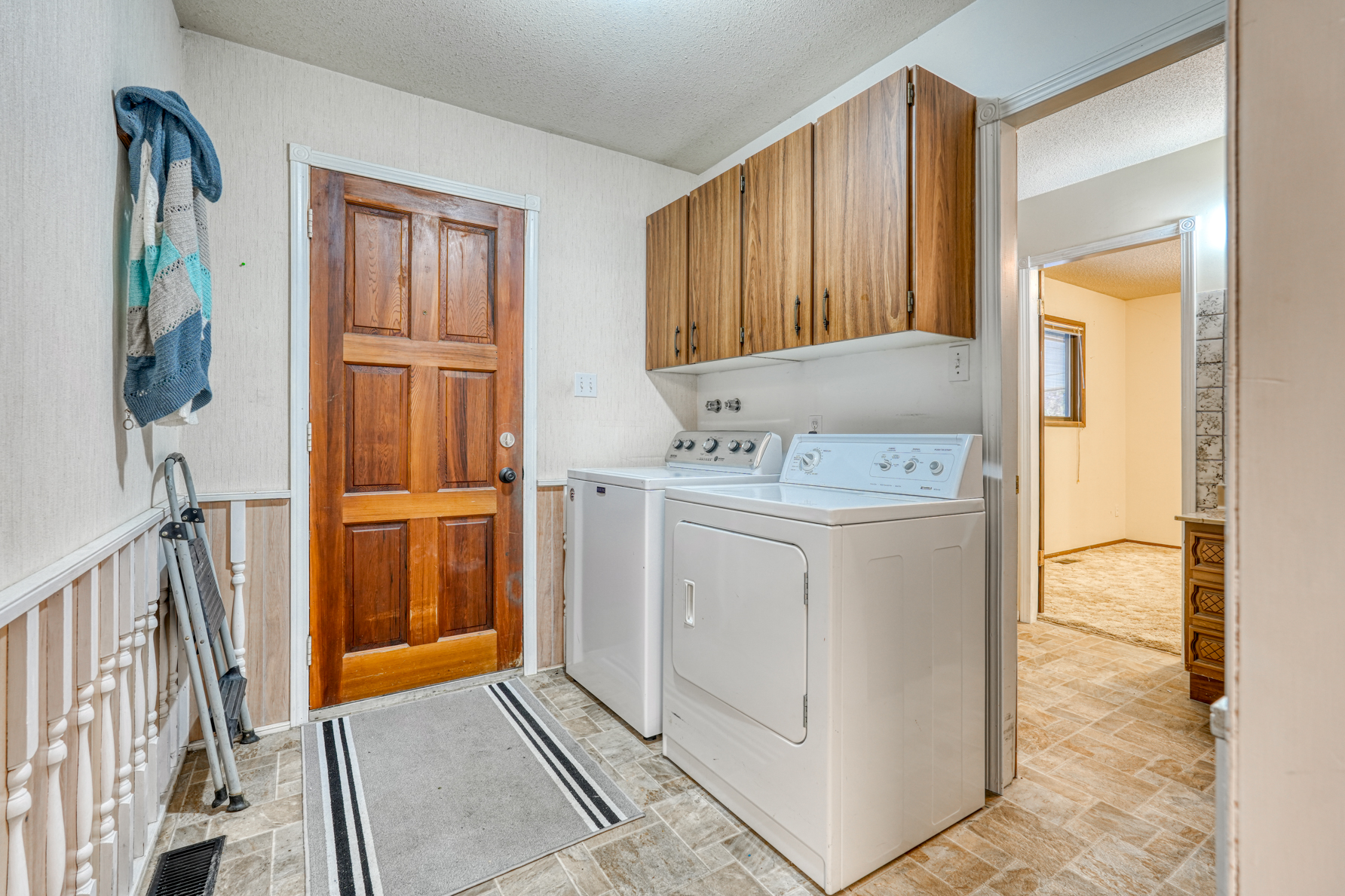 128 Dauphin Place Penticton V2A 3S4