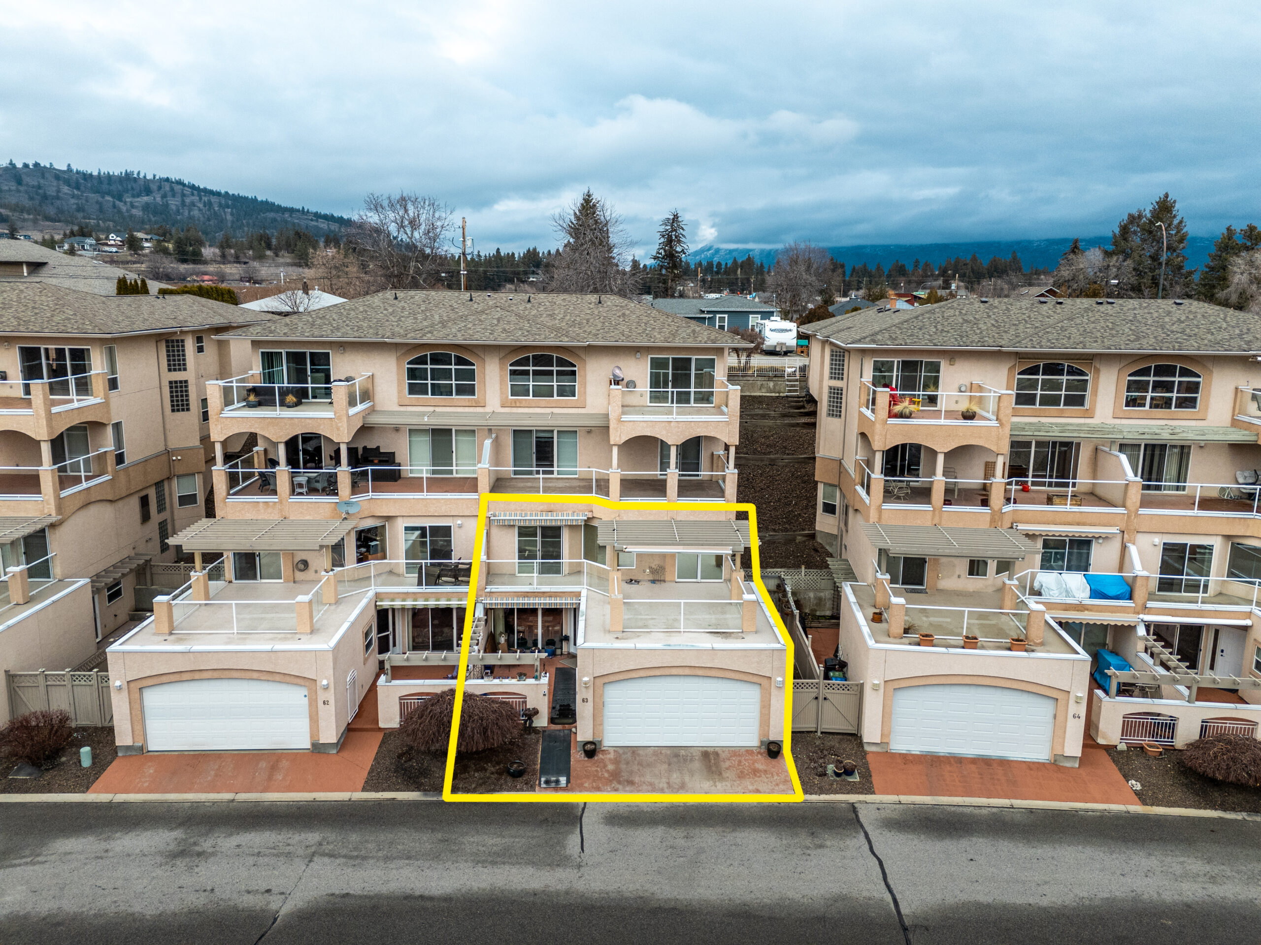 9800 Turner 63 Summerland V0H 1Z5