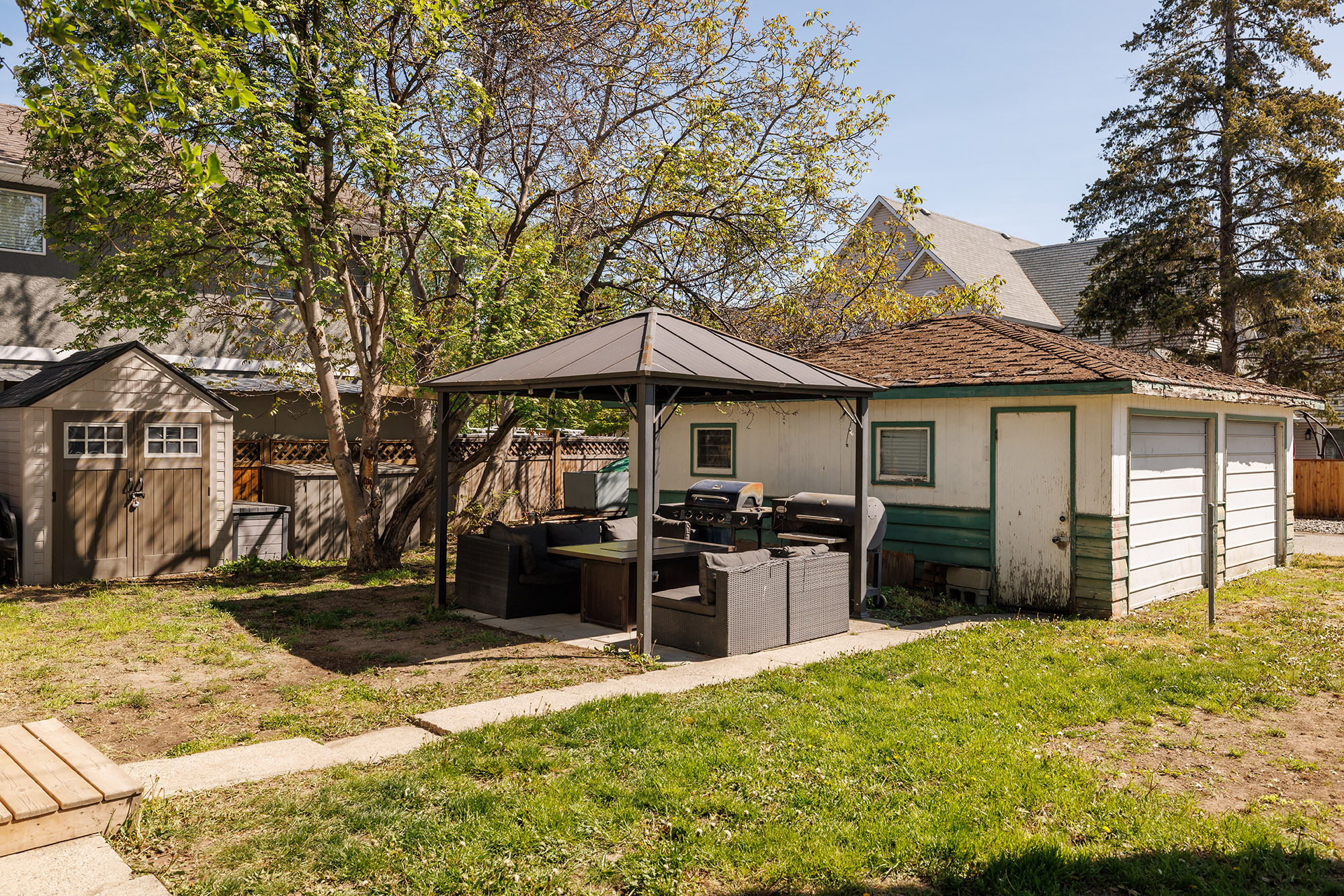 2047 Richter Street Kelowna V1Y 2N4