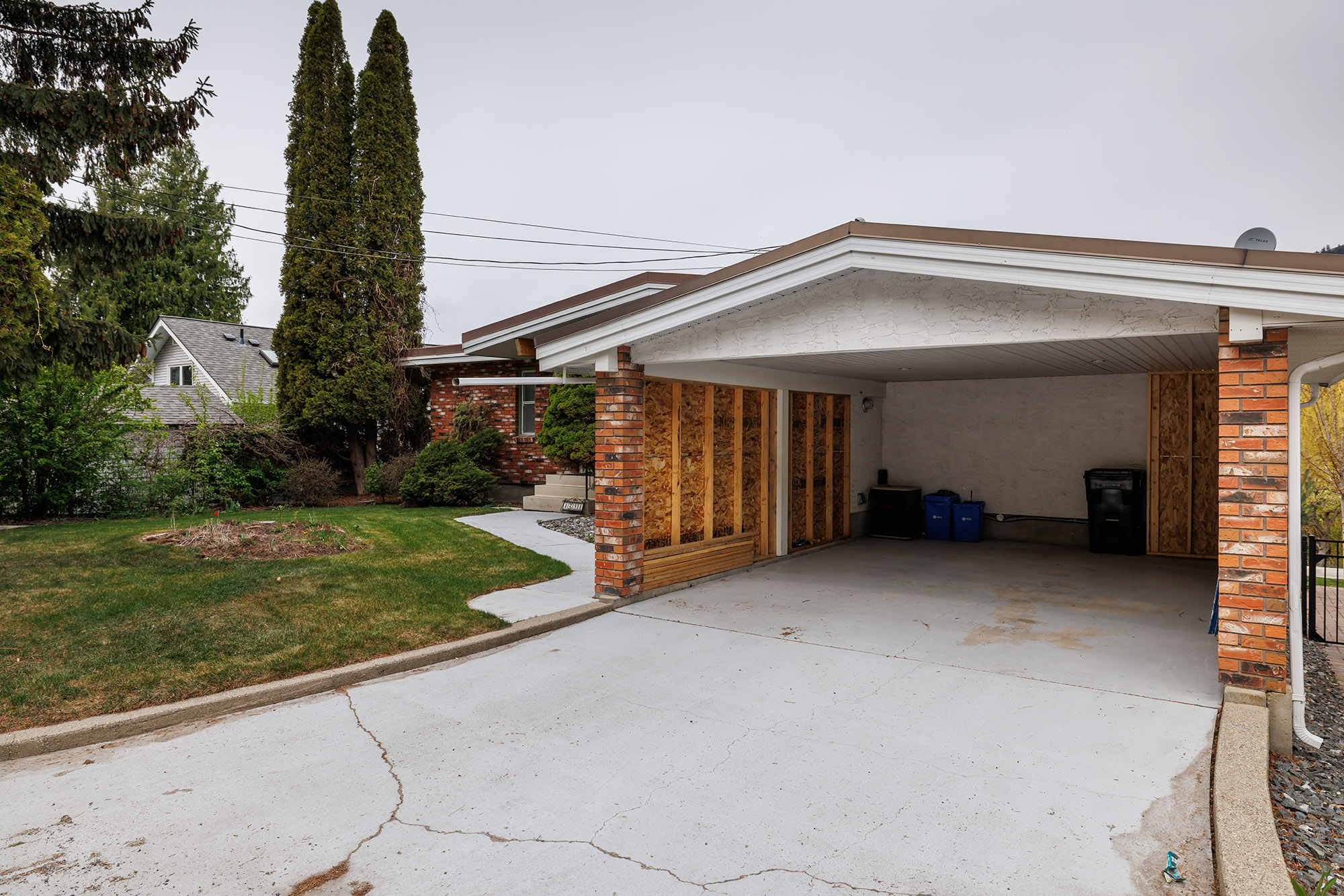 8291 Okanagan Landing Road Vernon V1H 1J5