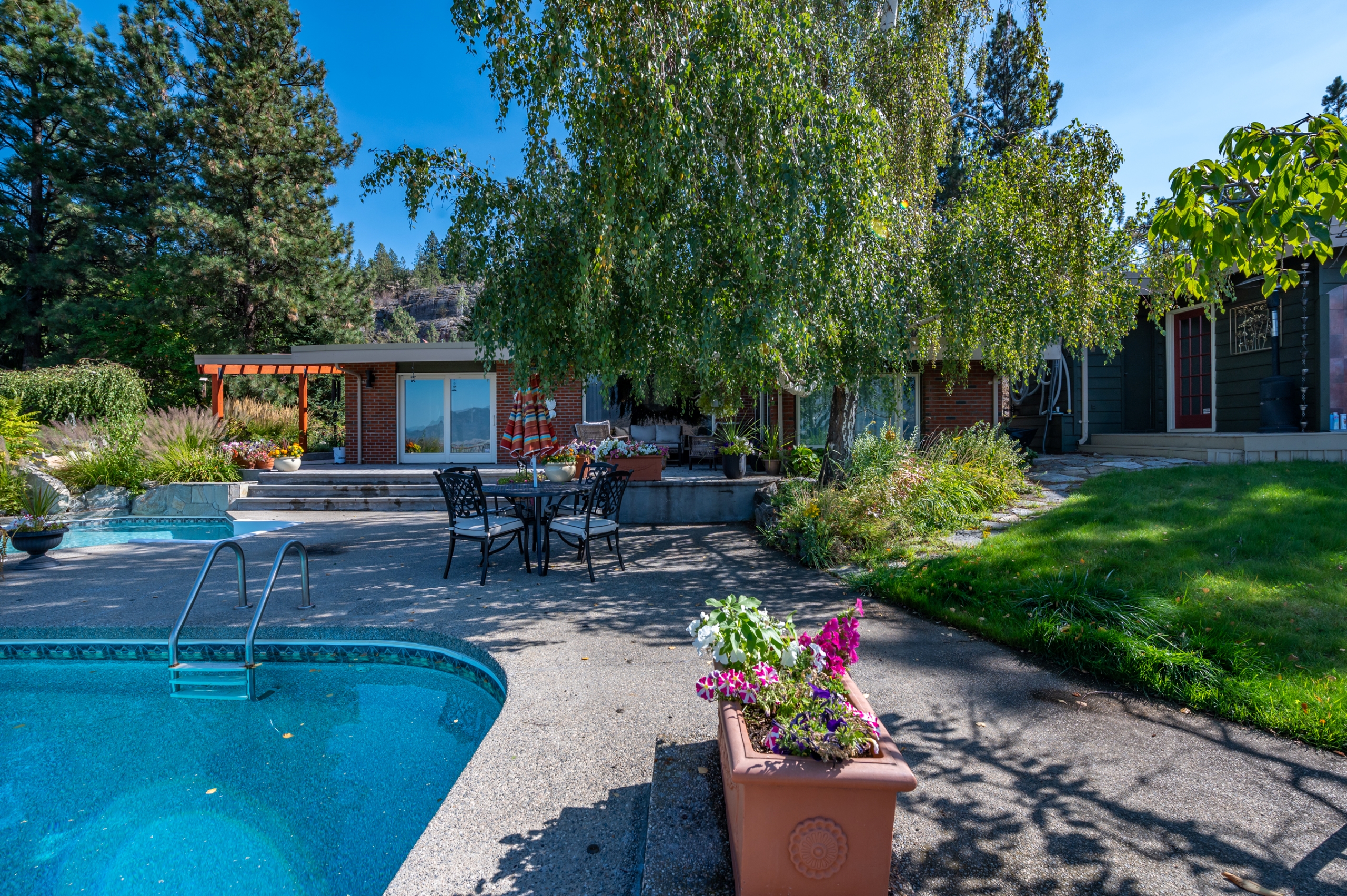 4085 Valleyview Road Penticton V2A 8V8