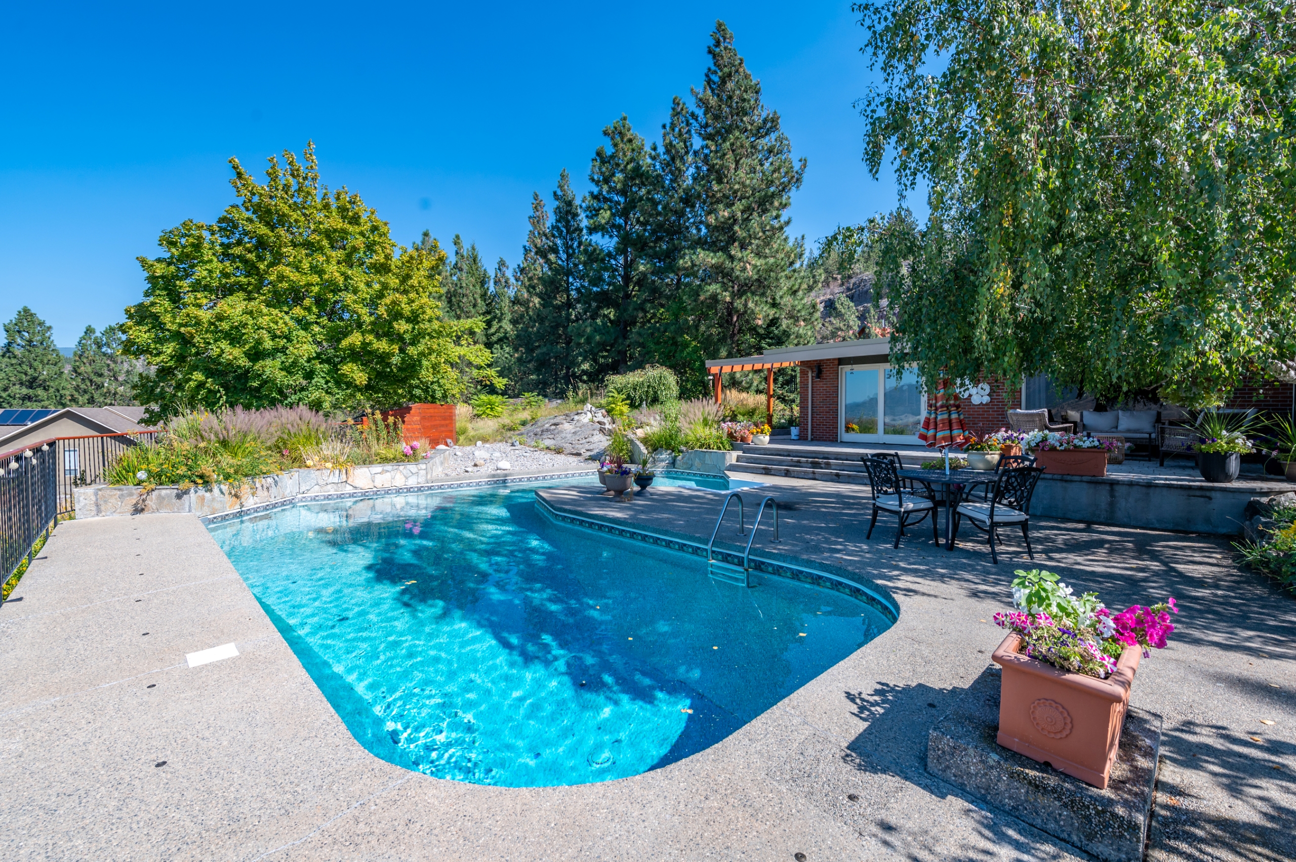 4085 Valleyview Road Penticton V2A 8V8