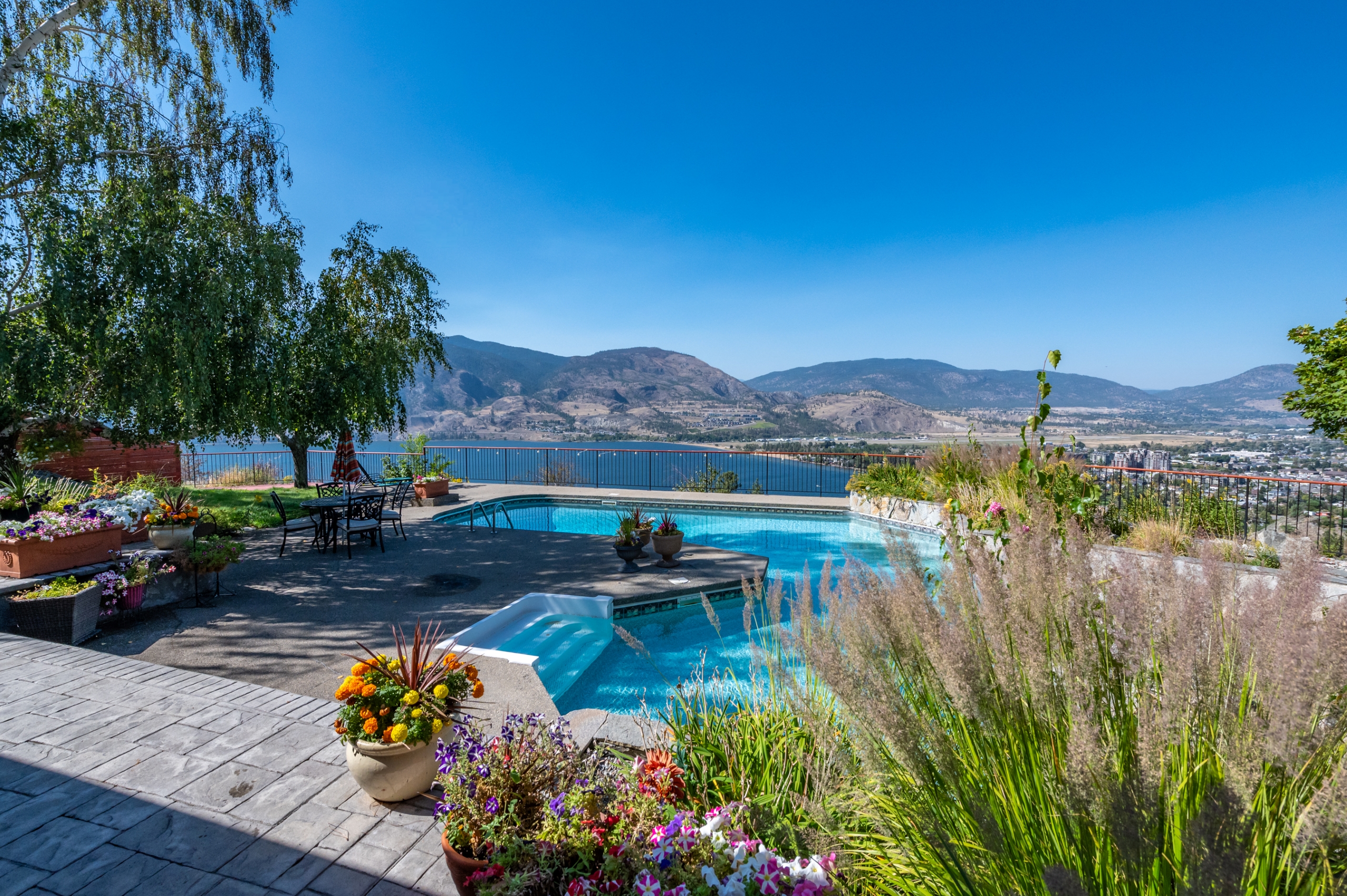 4085 Valleyview Road Penticton V2A 8V8
