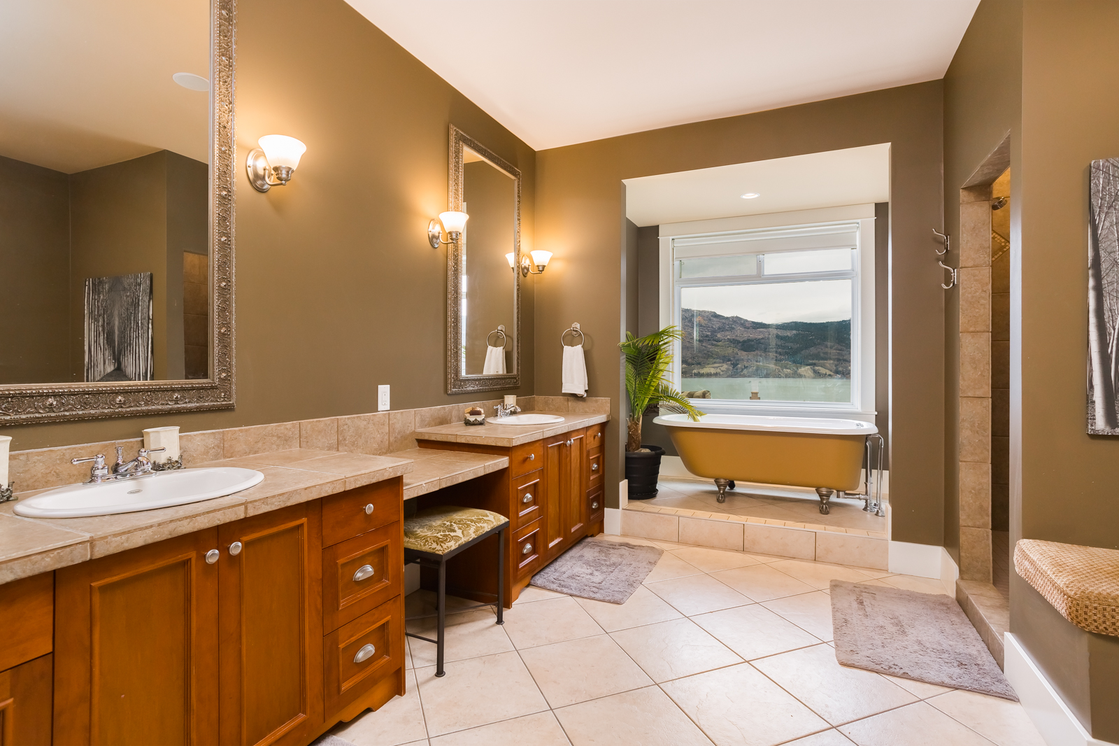 22402 Bridgeman Road Summerland V0H 1Z6