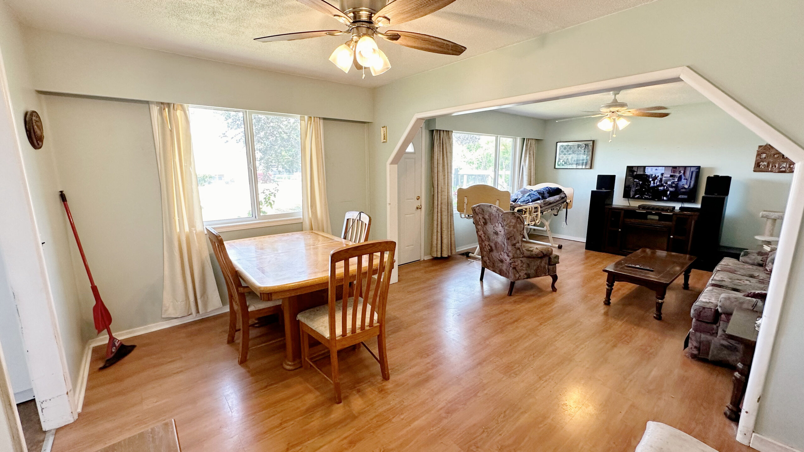255 Gerstmar Road Kelowna V1X 4A6