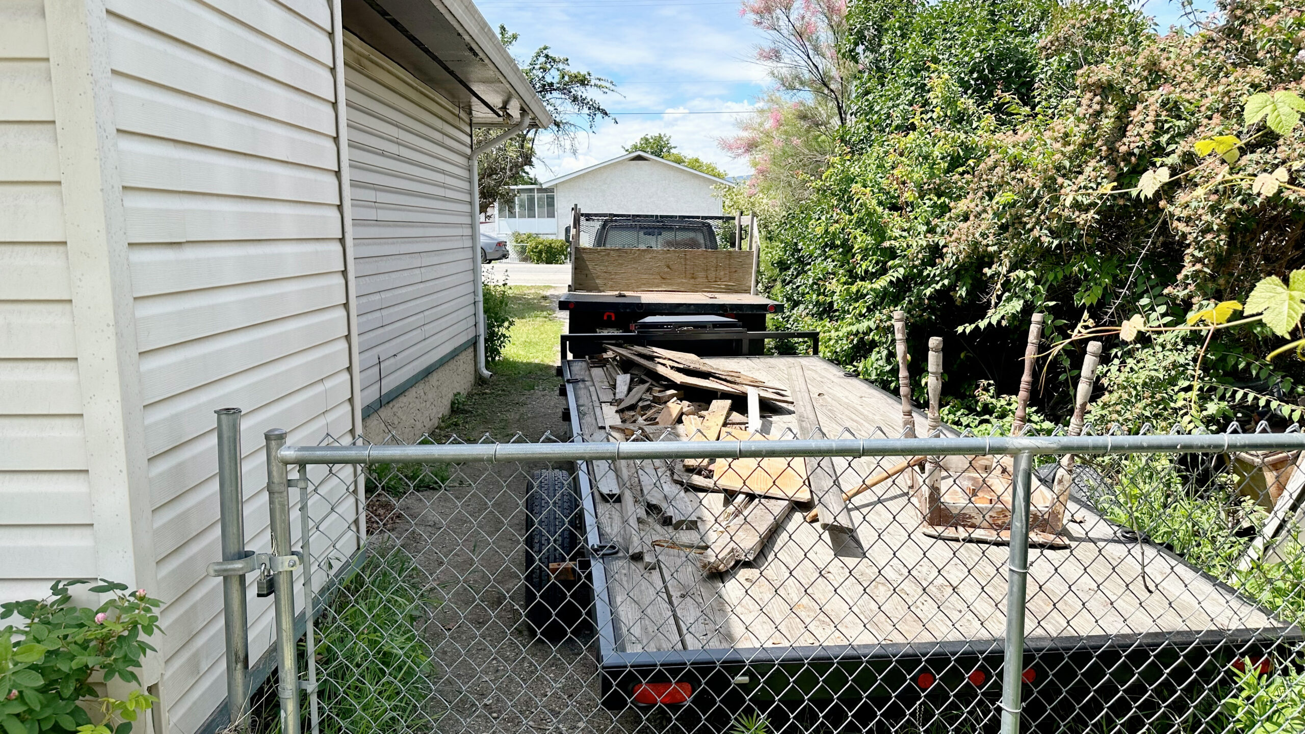 255 Gerstmar Road Kelowna V1X 4A6