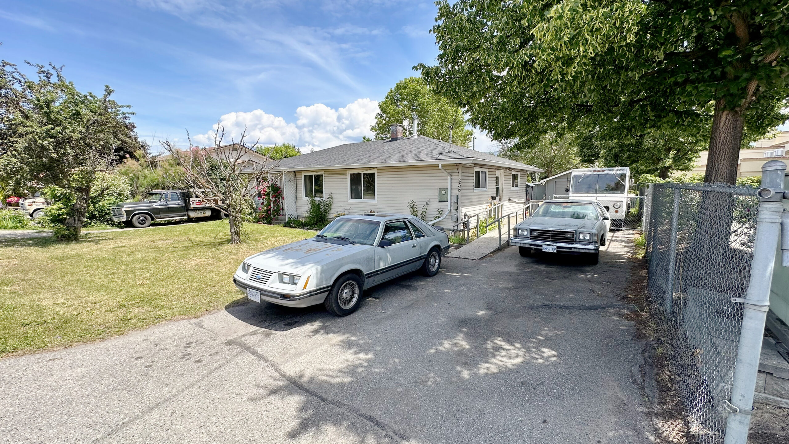 255 Gerstmar Road Kelowna V1X 4A6