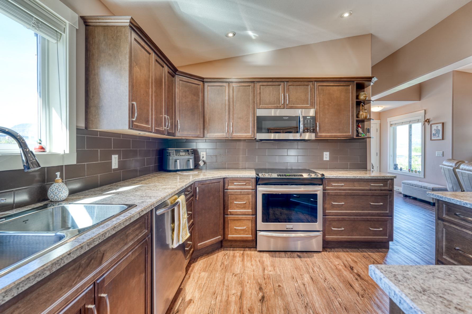 760 Bird Street Penticton V2A 6Z5