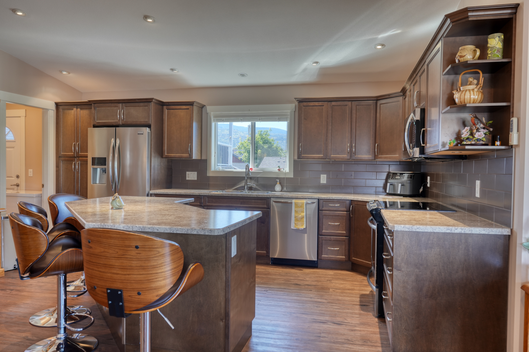 760 Bird Street Penticton V2A 6Z5