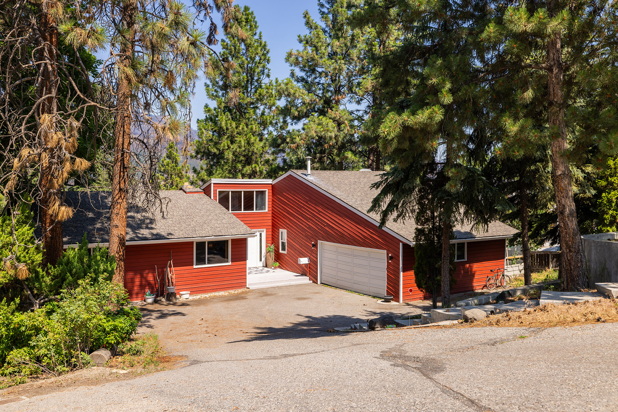 2172 Michelle Crescent West Kelowna V1Z 3B6
