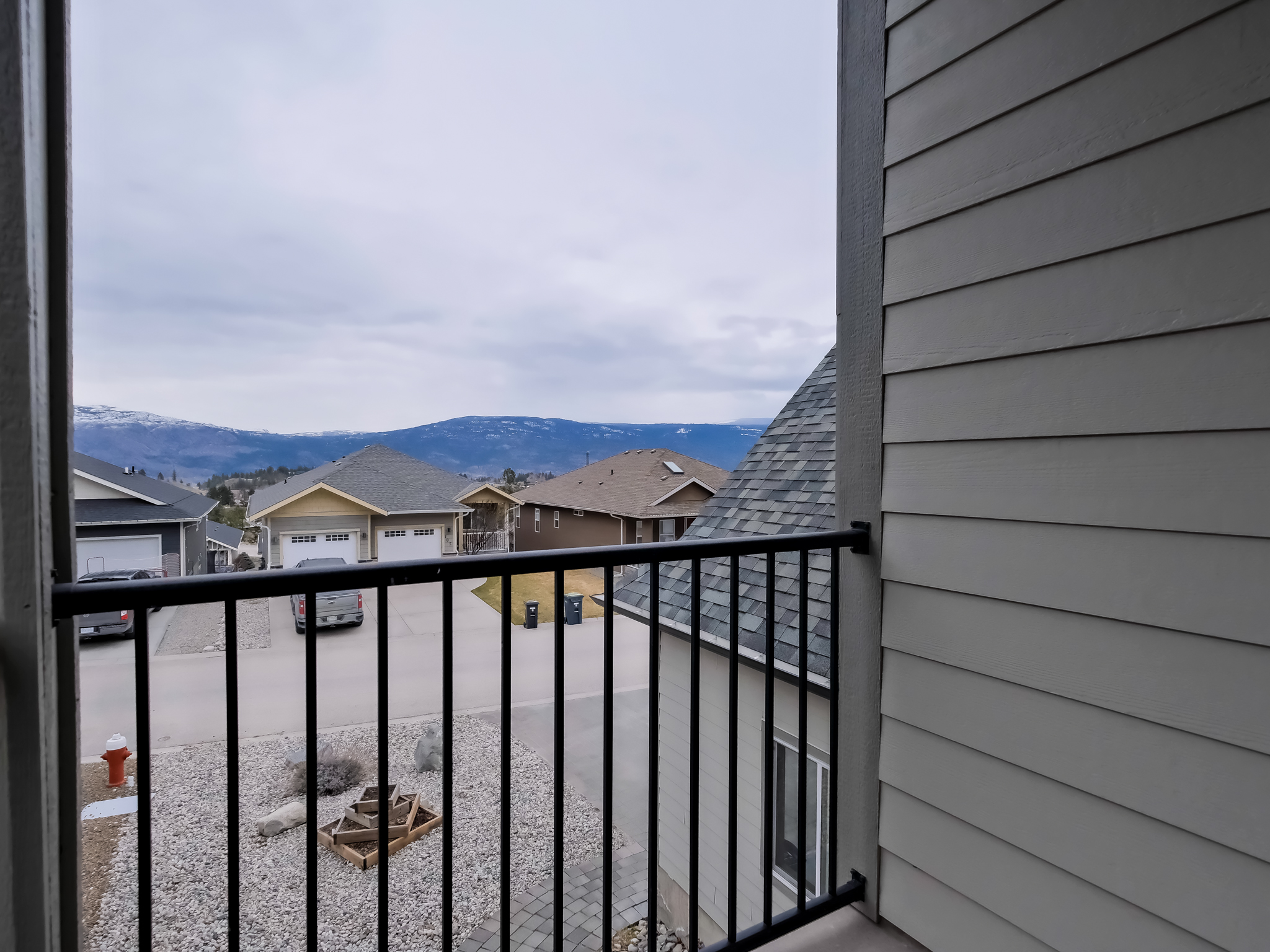 14395 Herron Road 106 Summerland V0H 1Z3