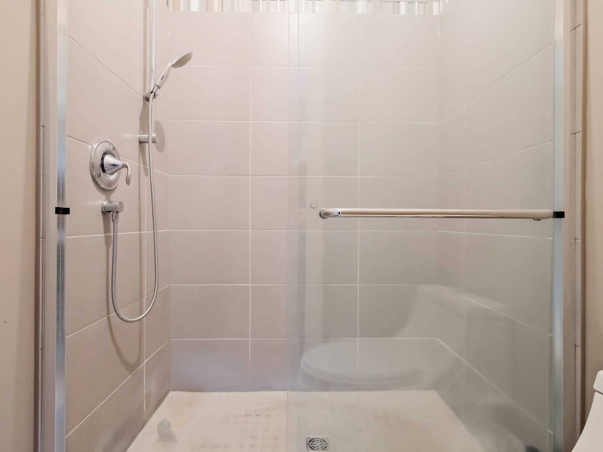 14395 Herron Road 106 Summerland V0H 1Z3
