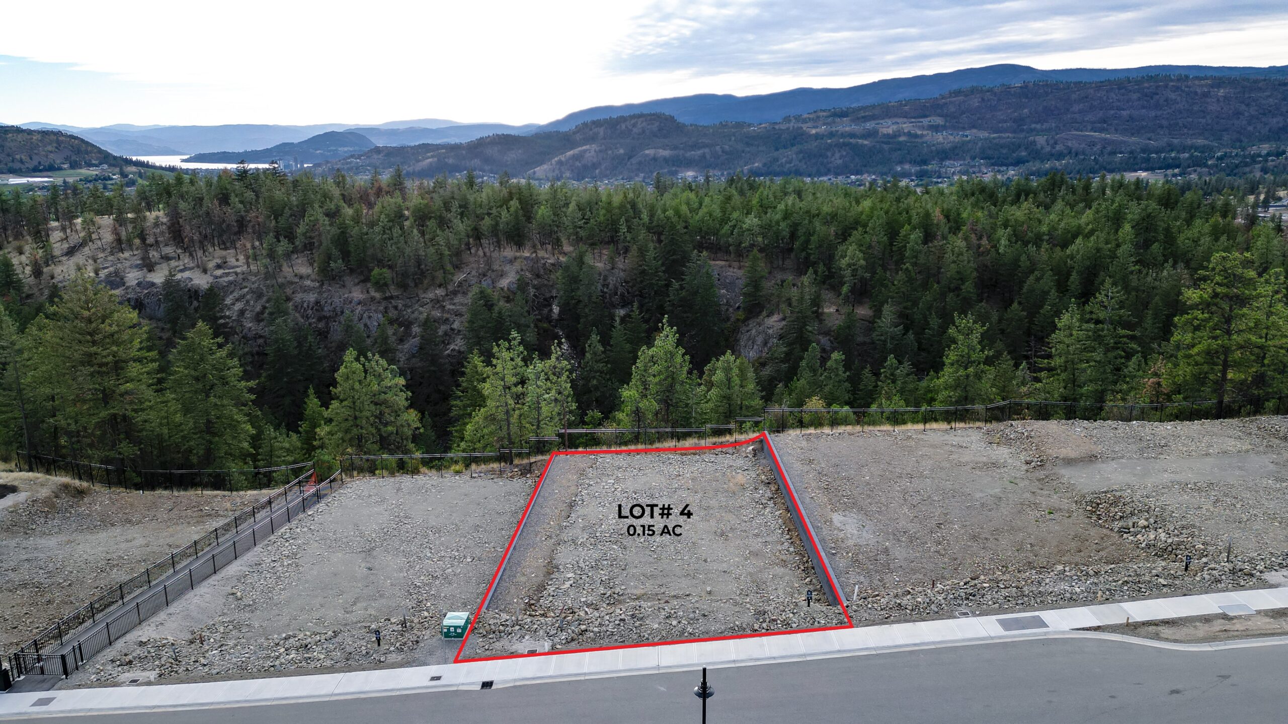 614 Kingswood Terrace Kelowna V1V 0J2