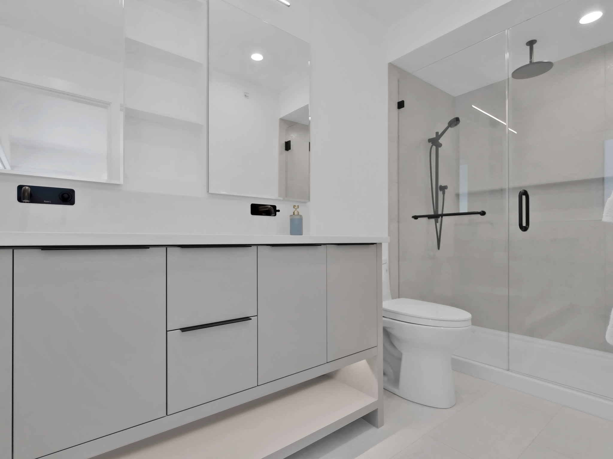 3350 Landry Crescent Summerland V0H 1Z9
