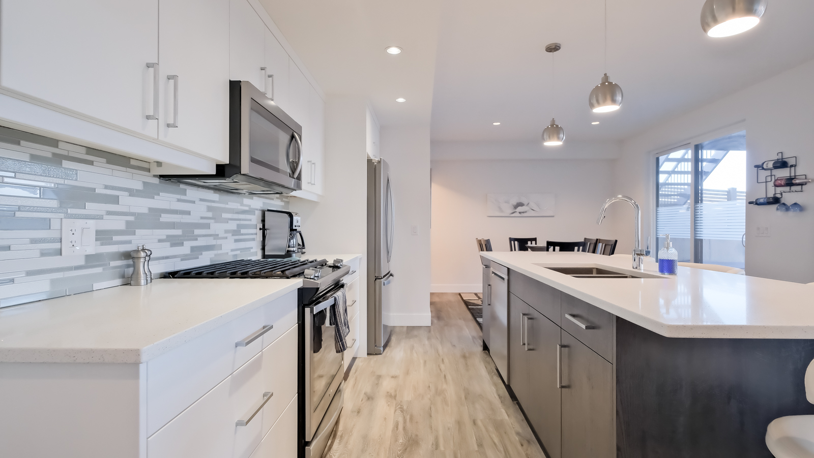 1260 Jack Smith Road Kelowna V1W 5N1