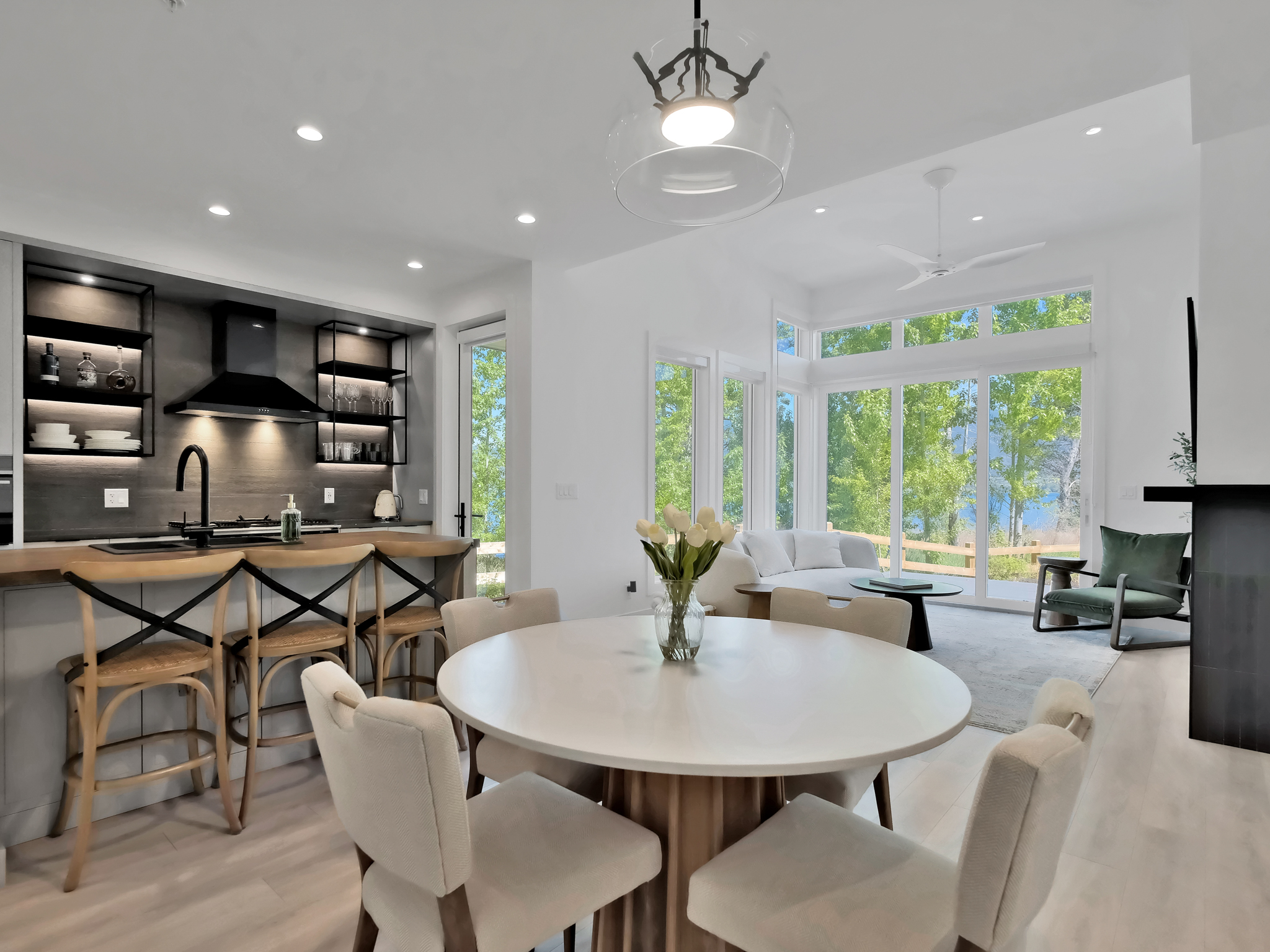 3350 Landry Crescent Summerland V0H 1Z9