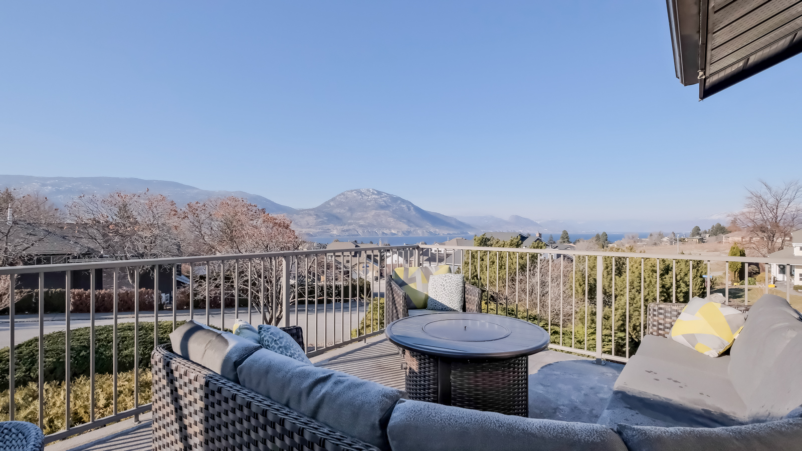 102 Millar Place Penticton V2A 7Z9