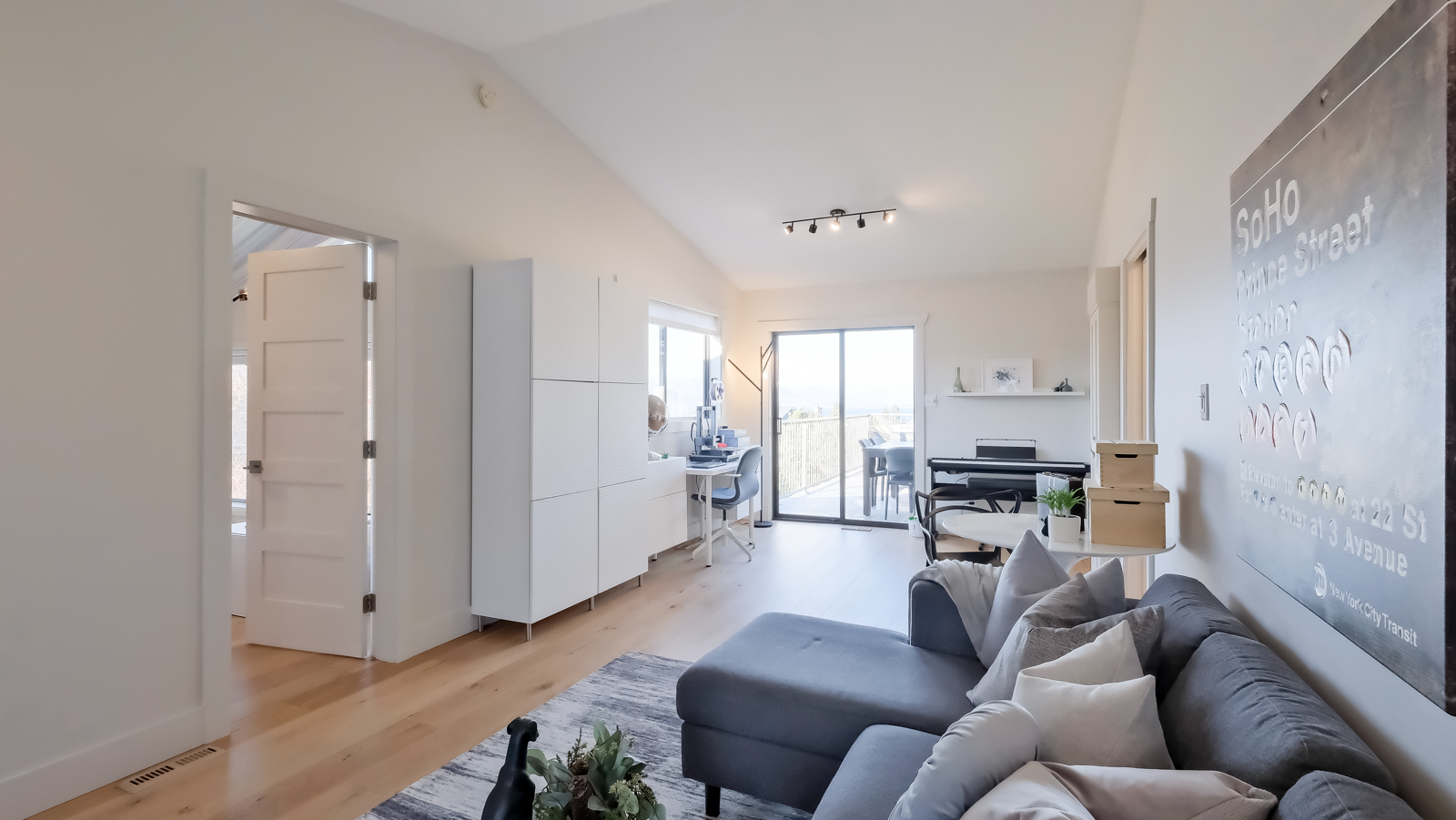 102 Millar Place Penticton V2A 7Z9