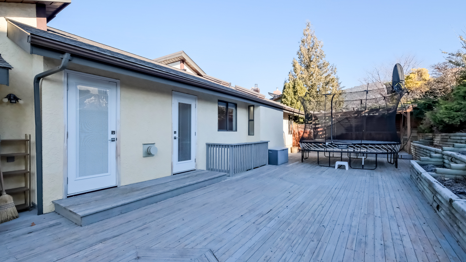 102 Millar Place Penticton V2A 7Z9