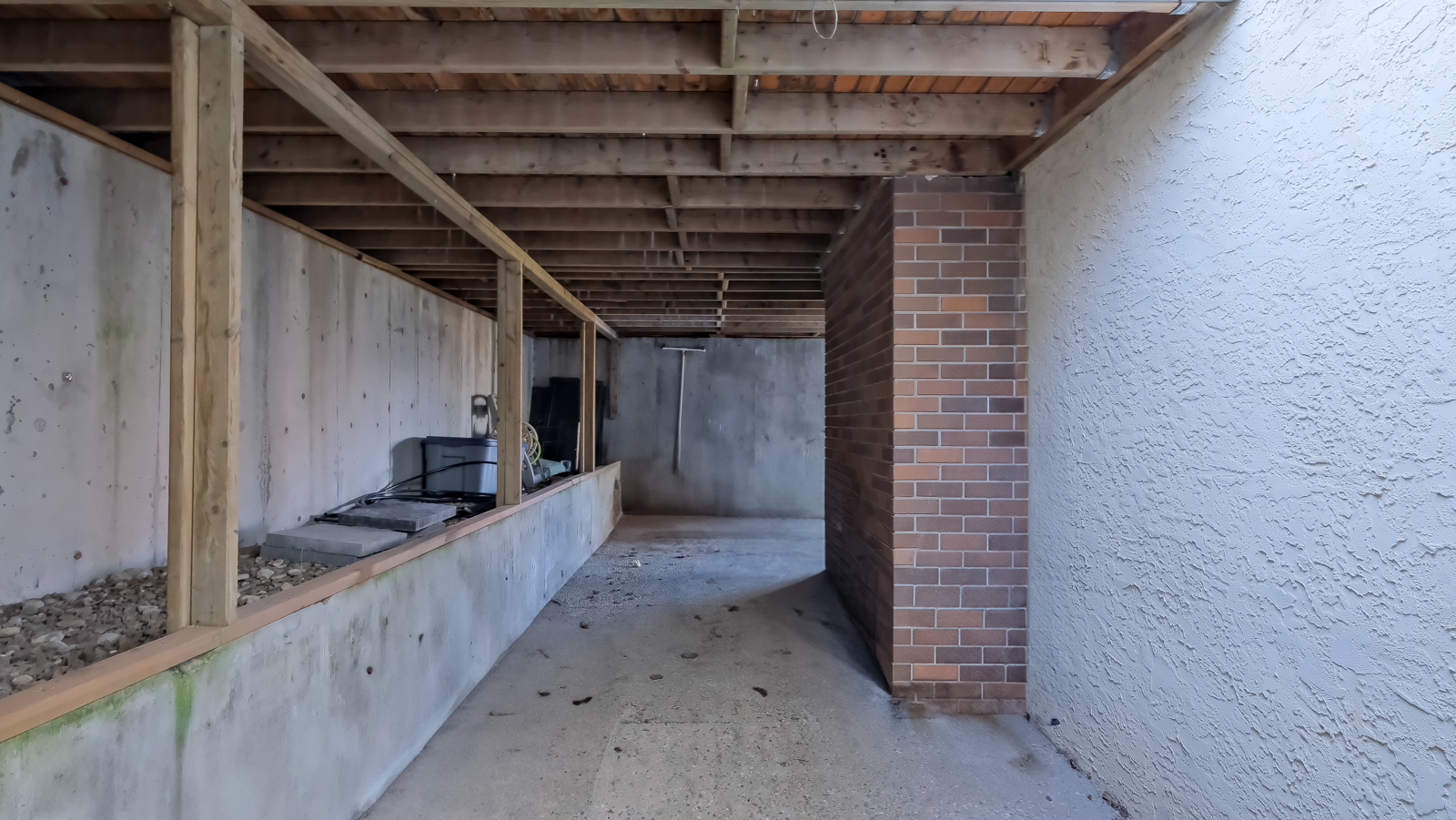 102 Millar Place Penticton V2A 7Z9