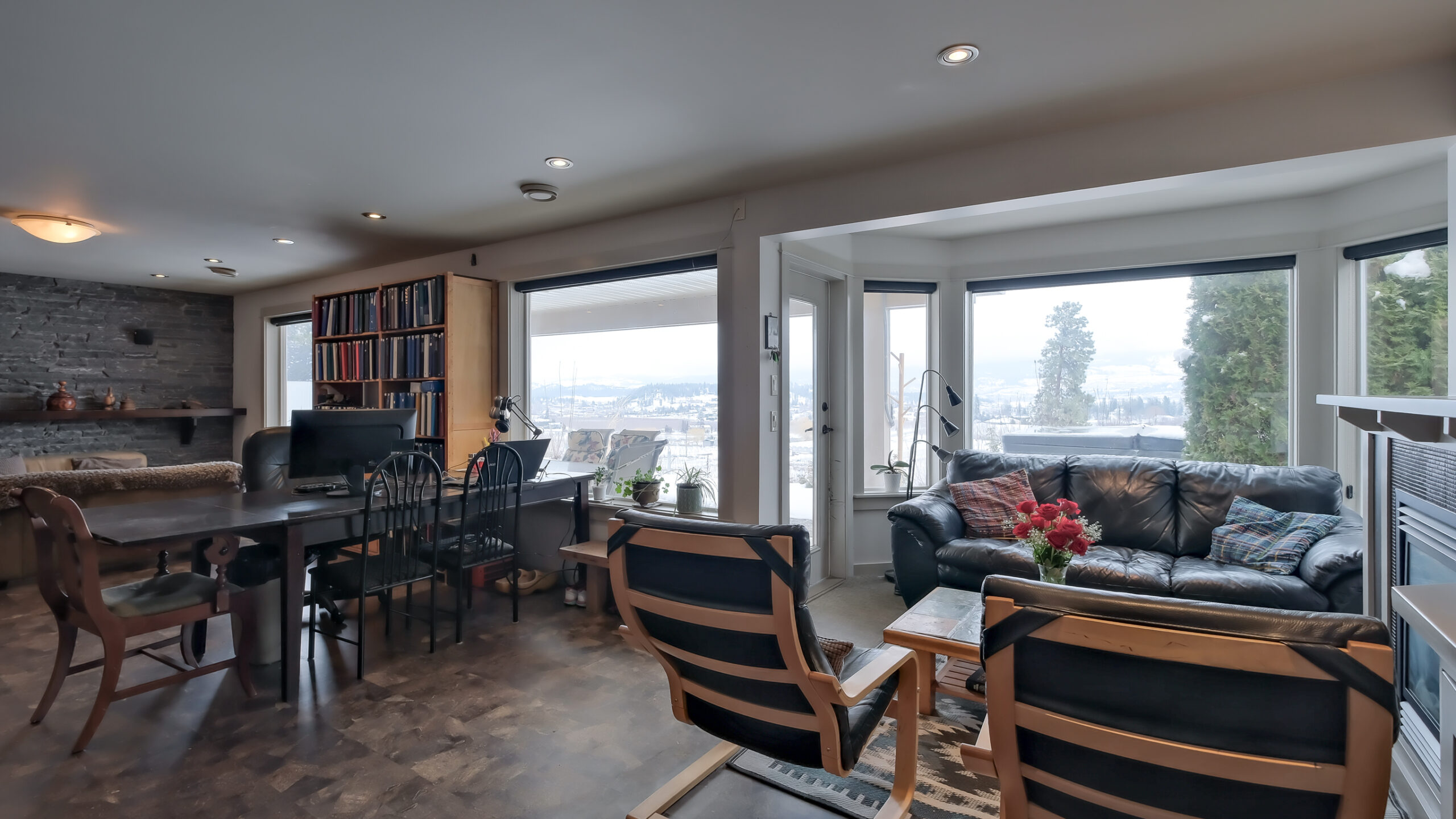 2377 Silver Place Kelowna V1V 1M9