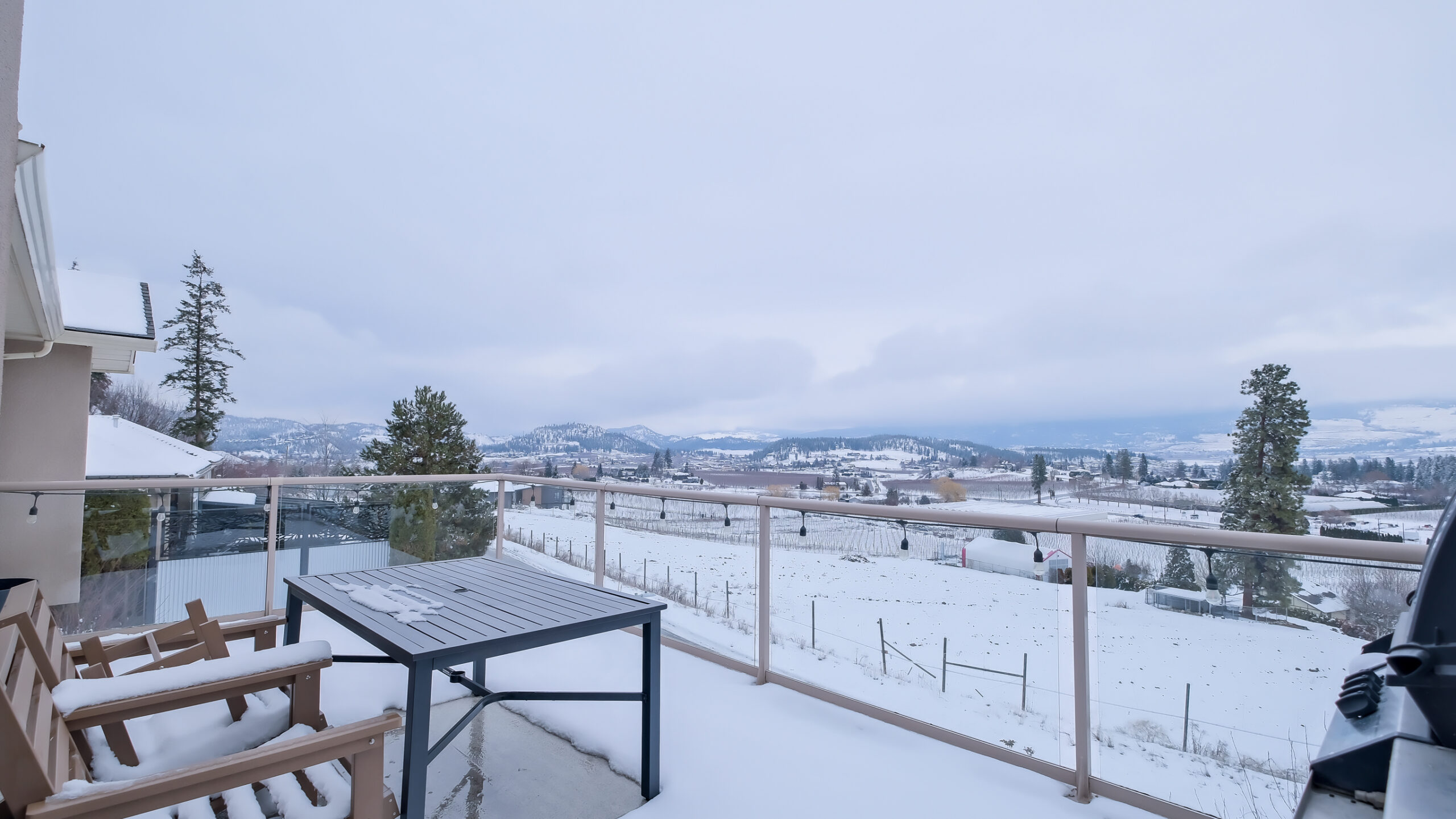 2377 Silver Place Kelowna V1V 1M9