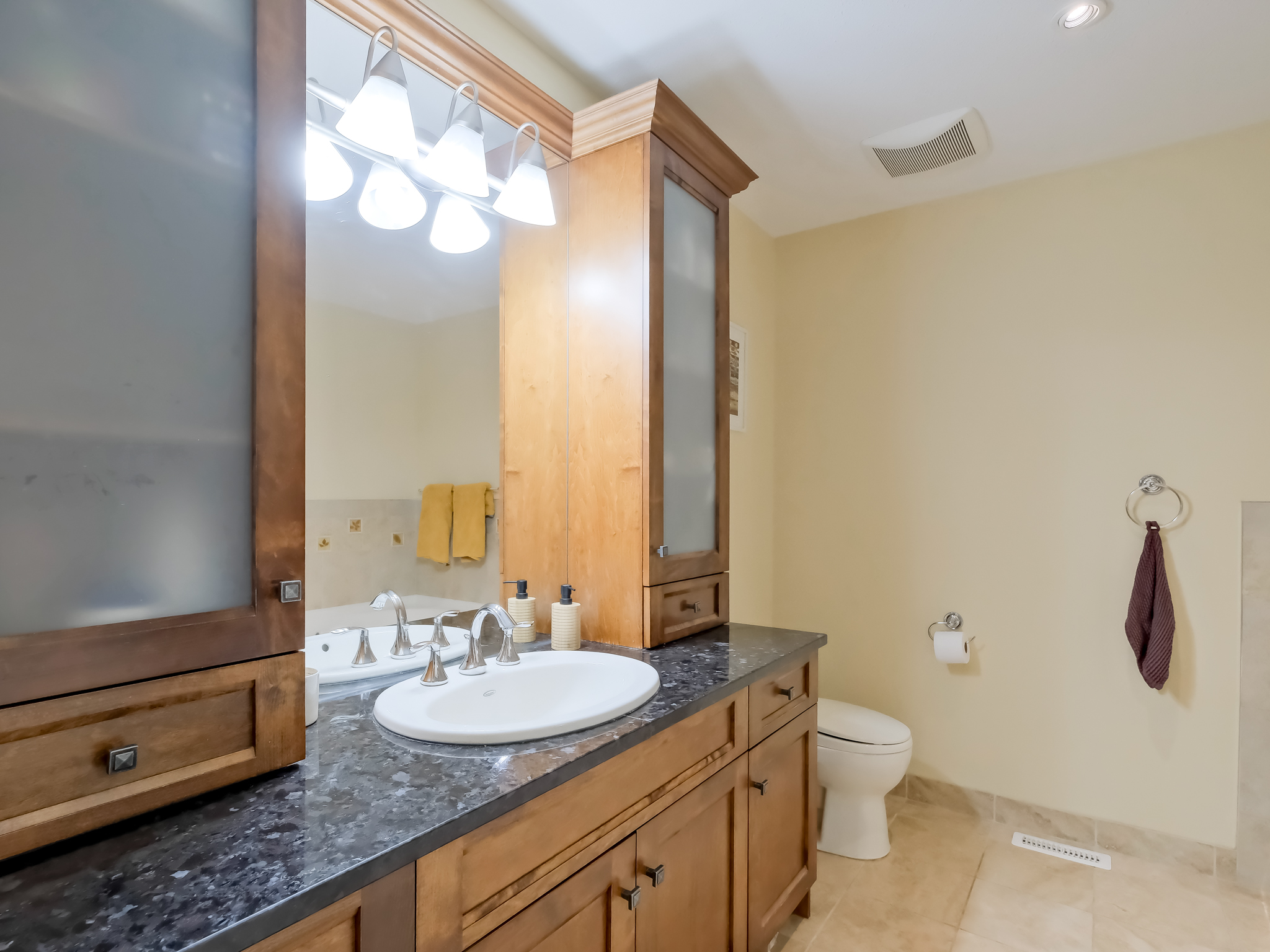 5617 Simpson Road Summerland V0H 1Z2